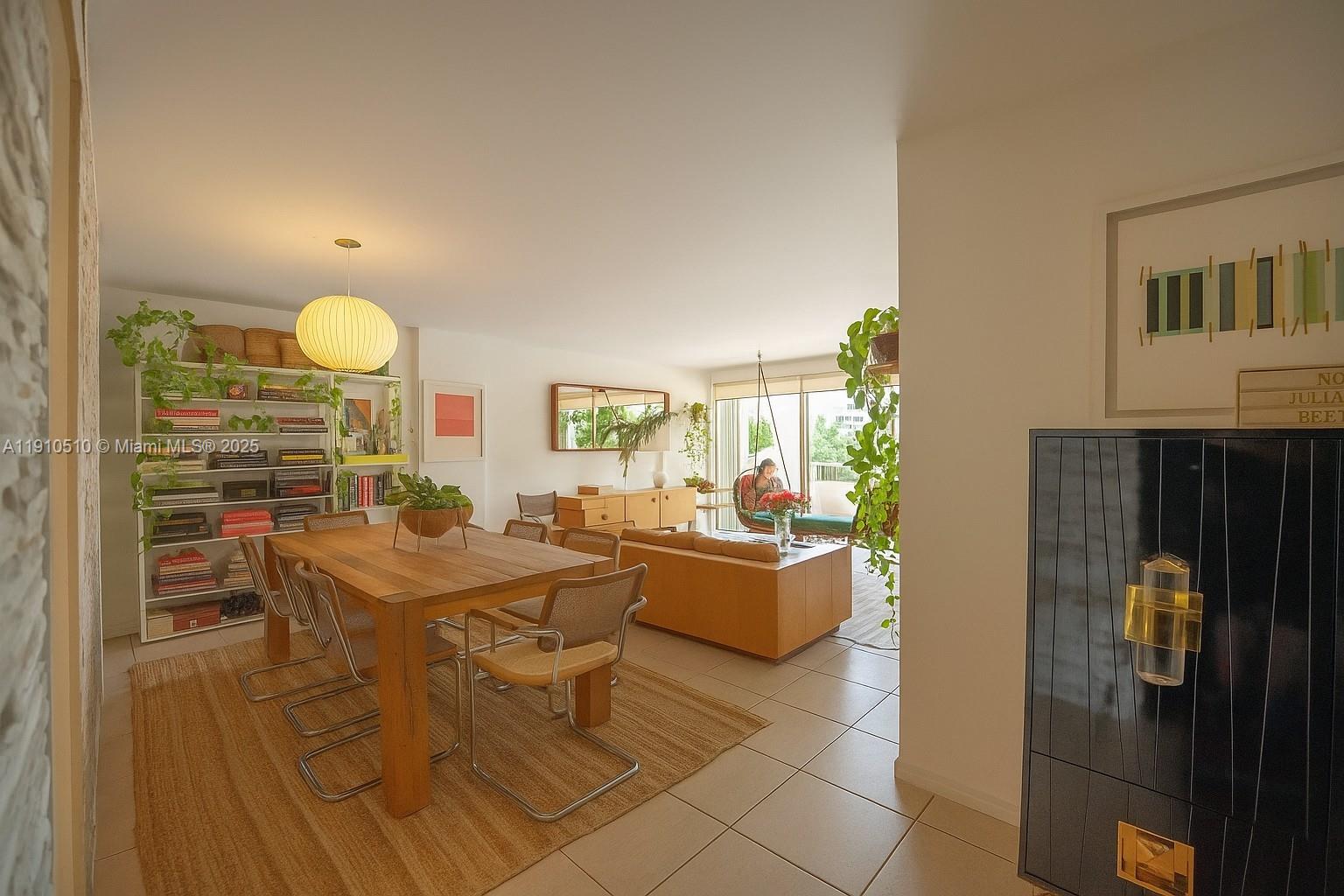 199 Ocean Lane Dr 313