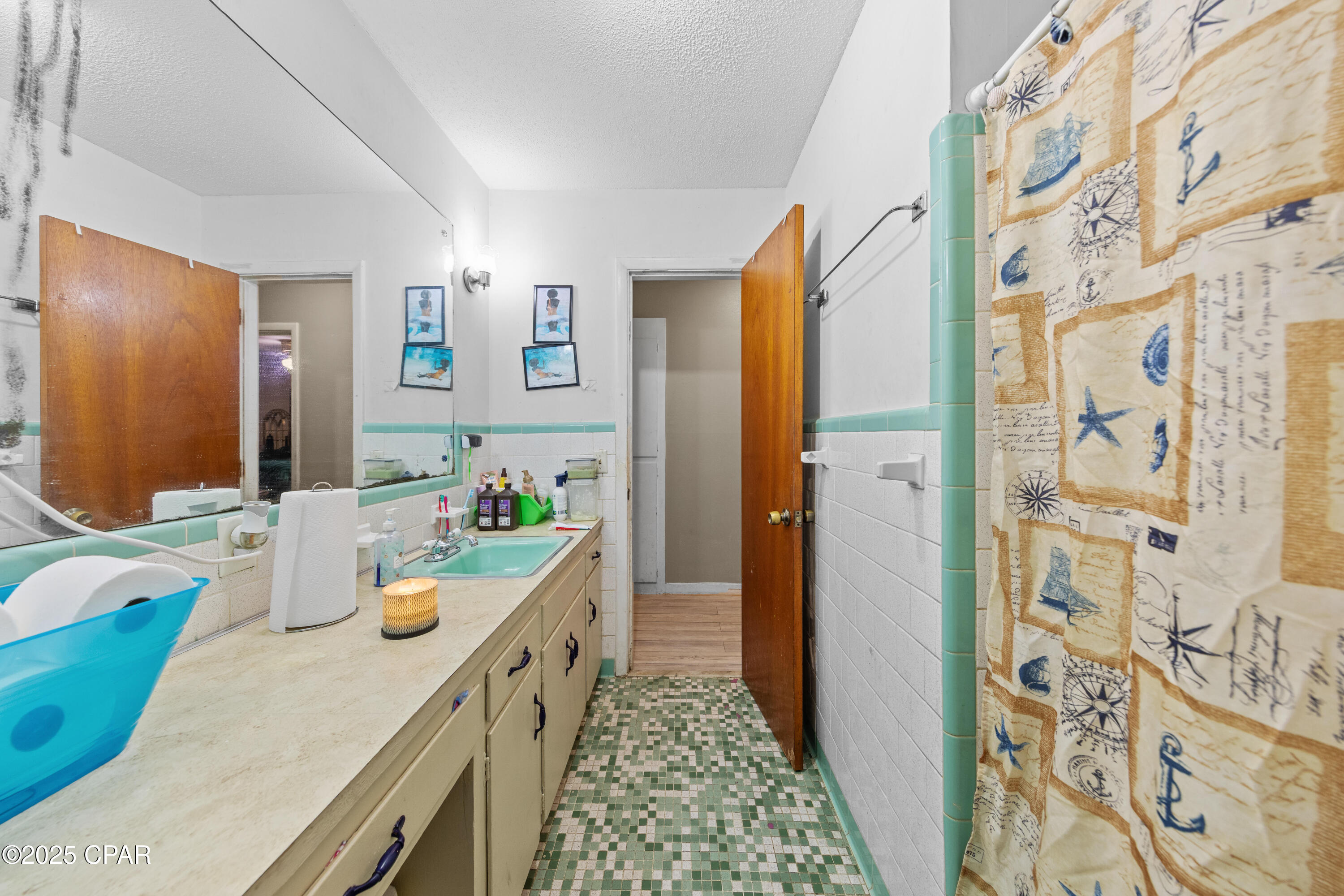 Listing photo id 14 for 6131 Angelina Rd. Road