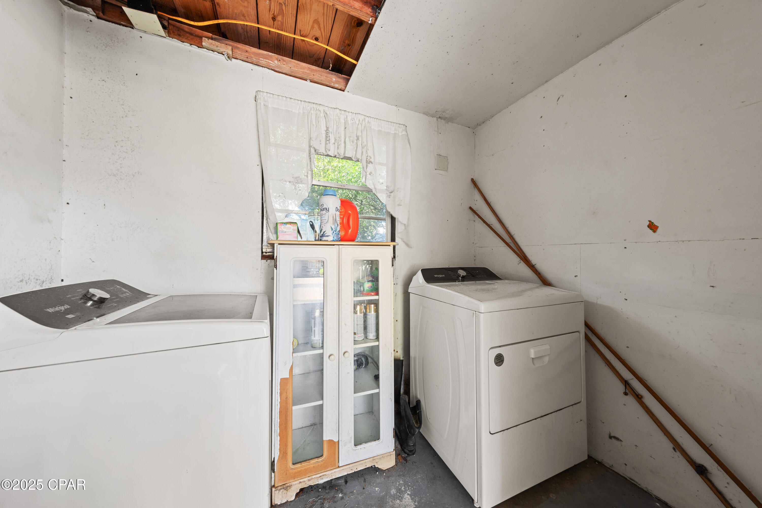 Listing photo id 26 for 6131 Angelina Rd. Road