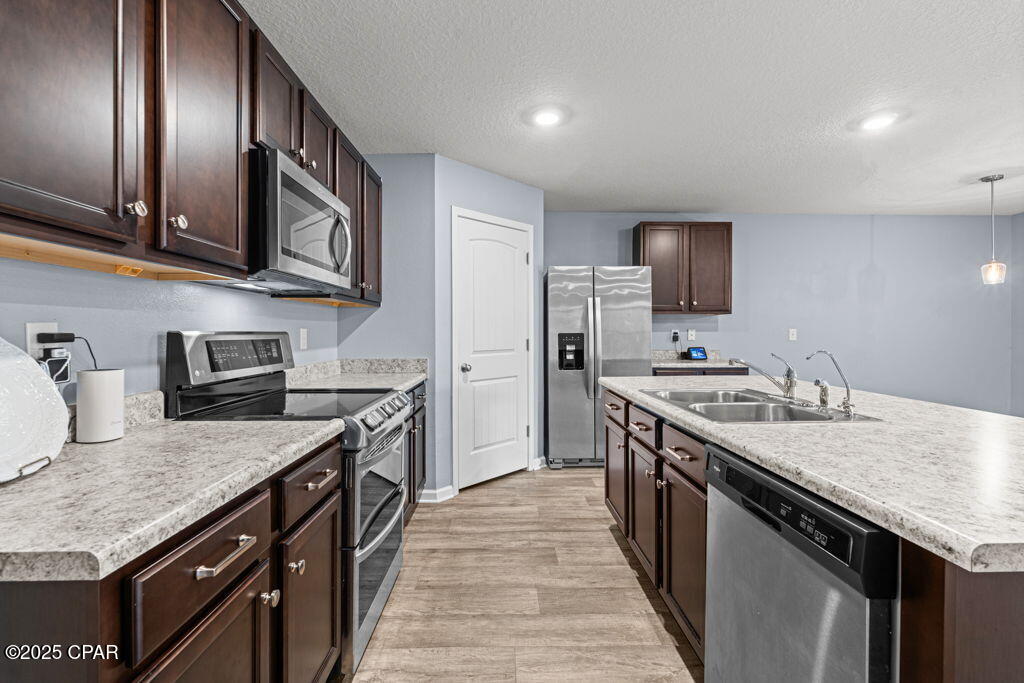 Image 4 For 185 Sea Fox Drive