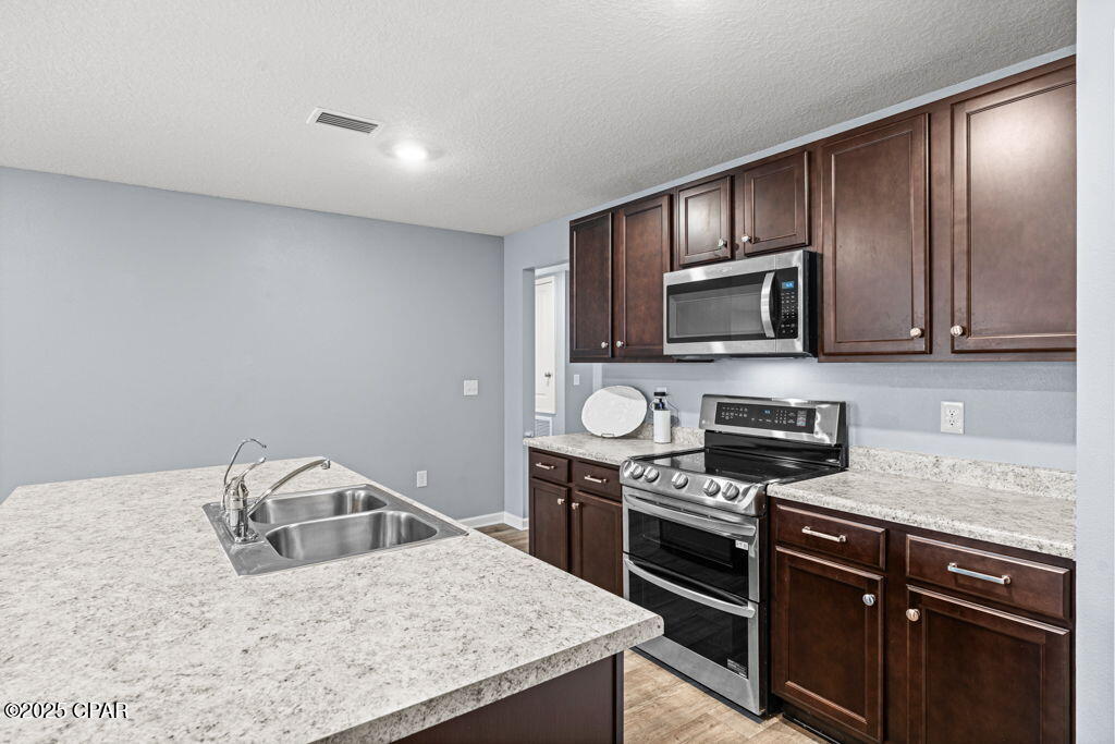 Image 5 For 185 Sea Fox Drive