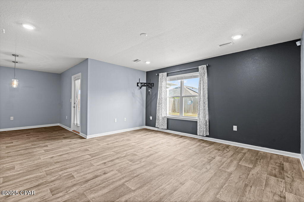 Image 9 For 185 Sea Fox Drive