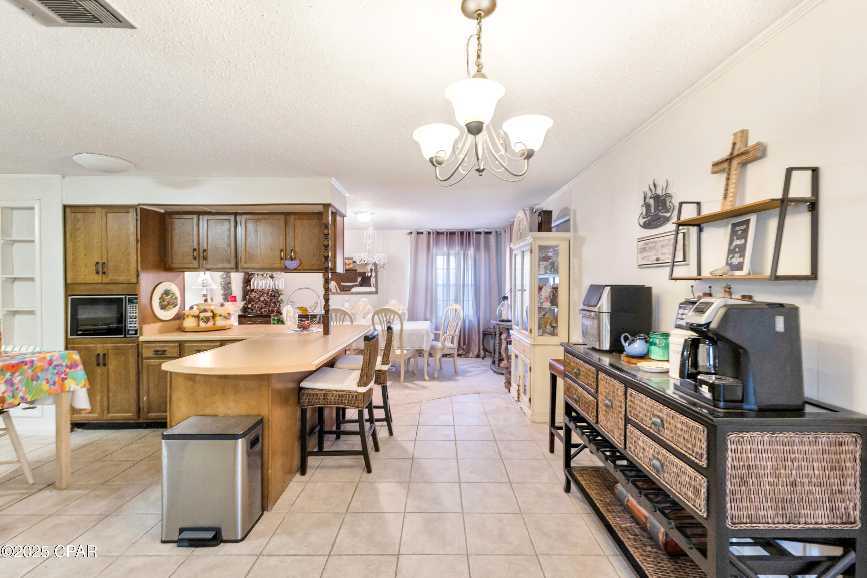 Image 14 For 176 Bourbon Street