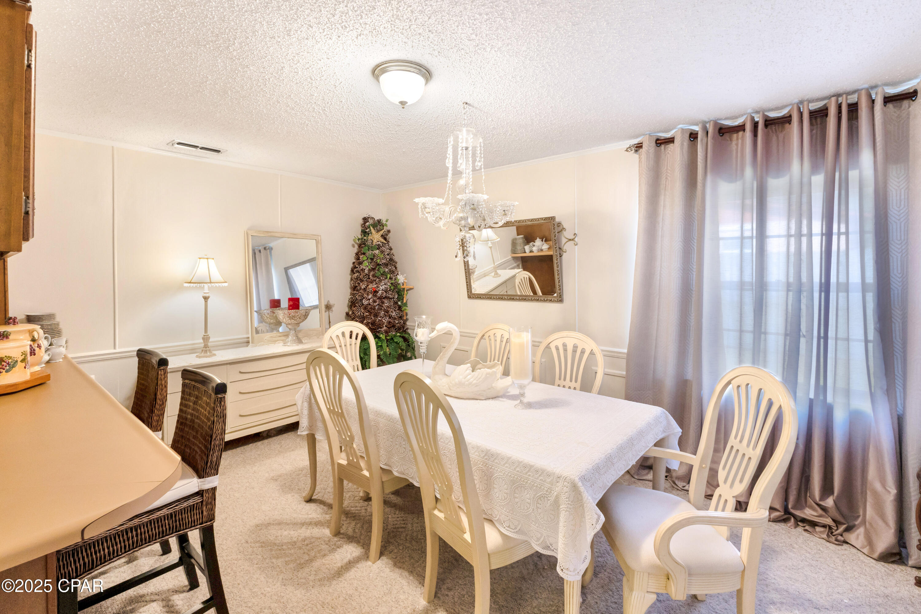 Image 18 For 176 Bourbon Street