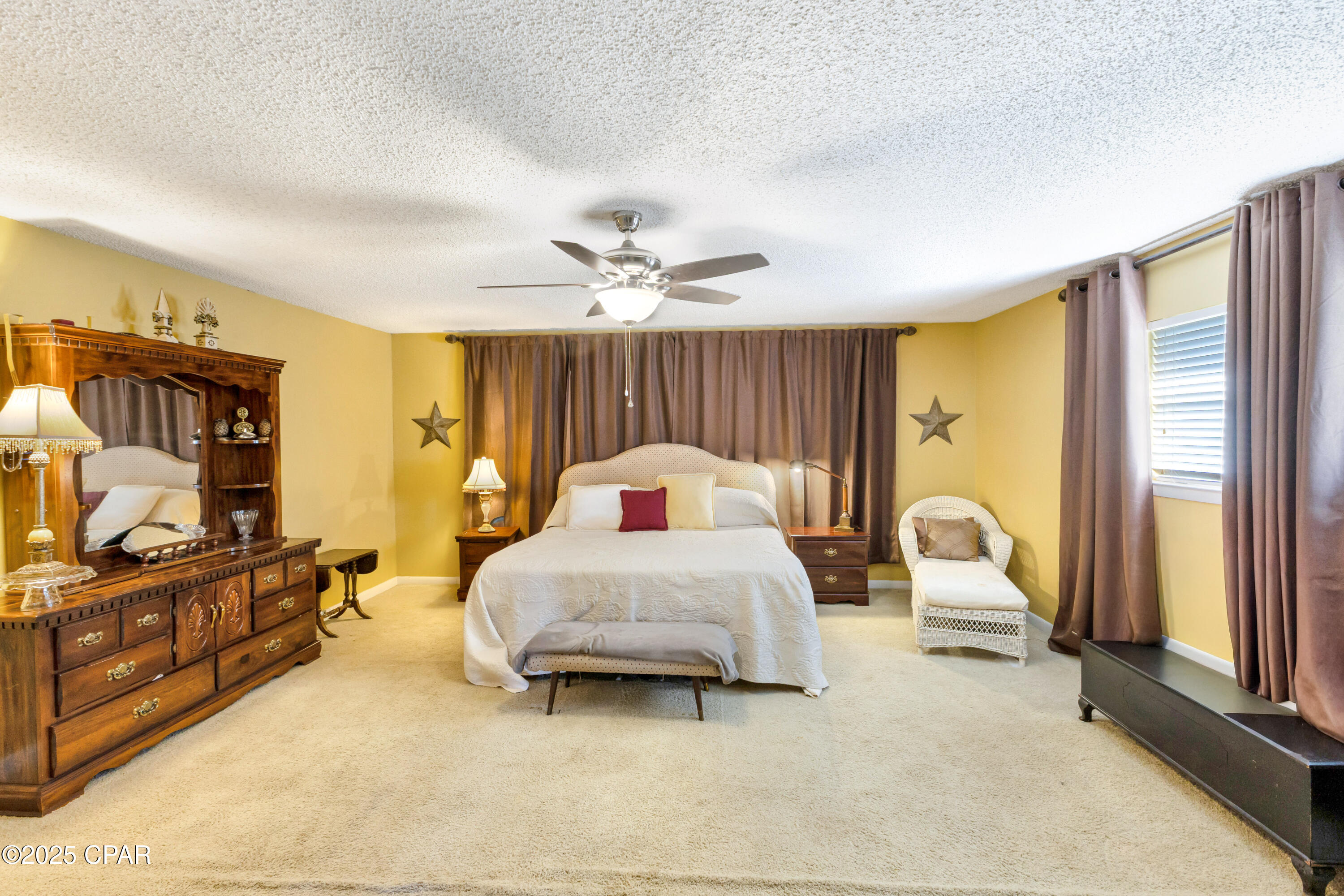 Image 19 For 176 Bourbon Street