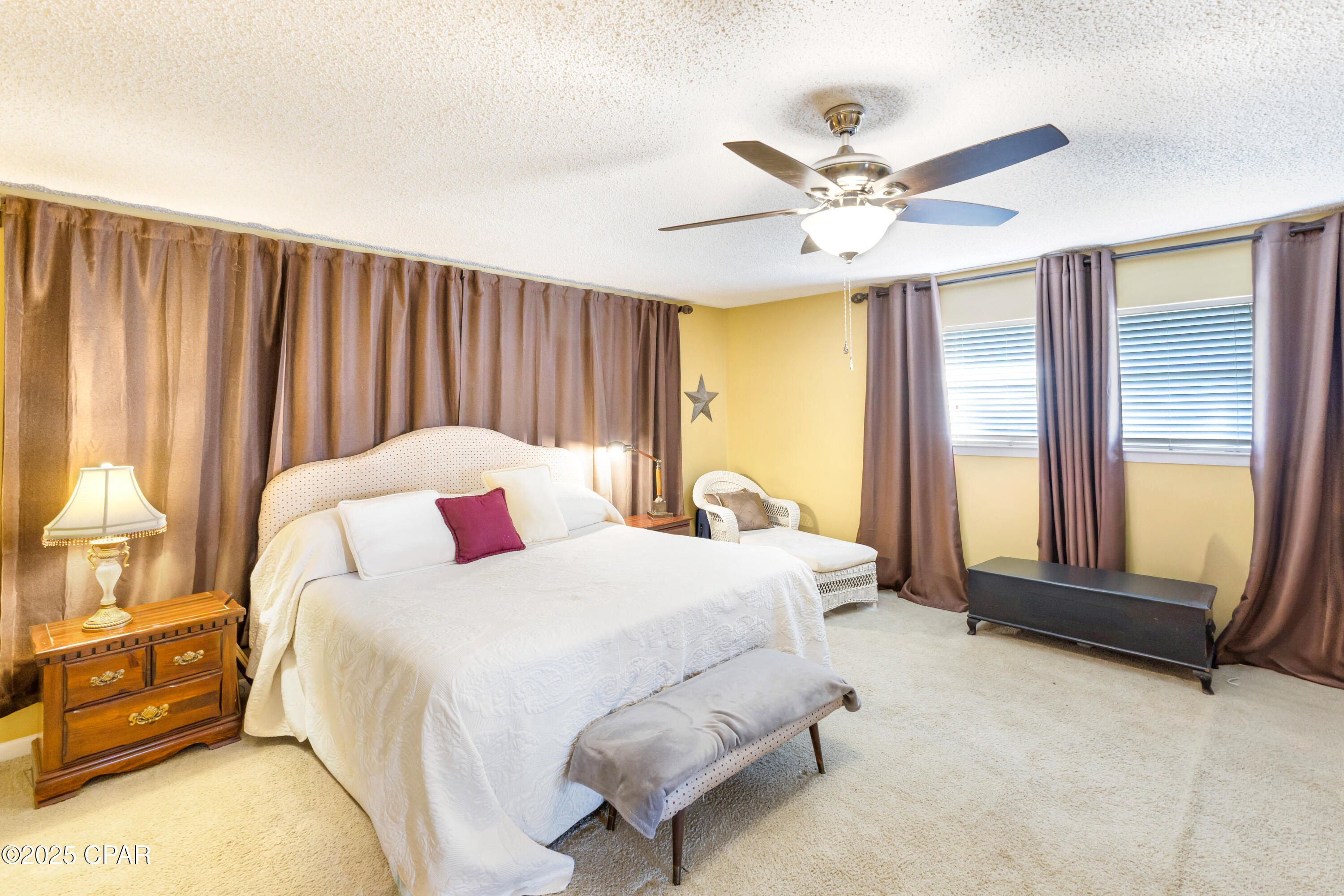 Image 21 For 176 Bourbon Street