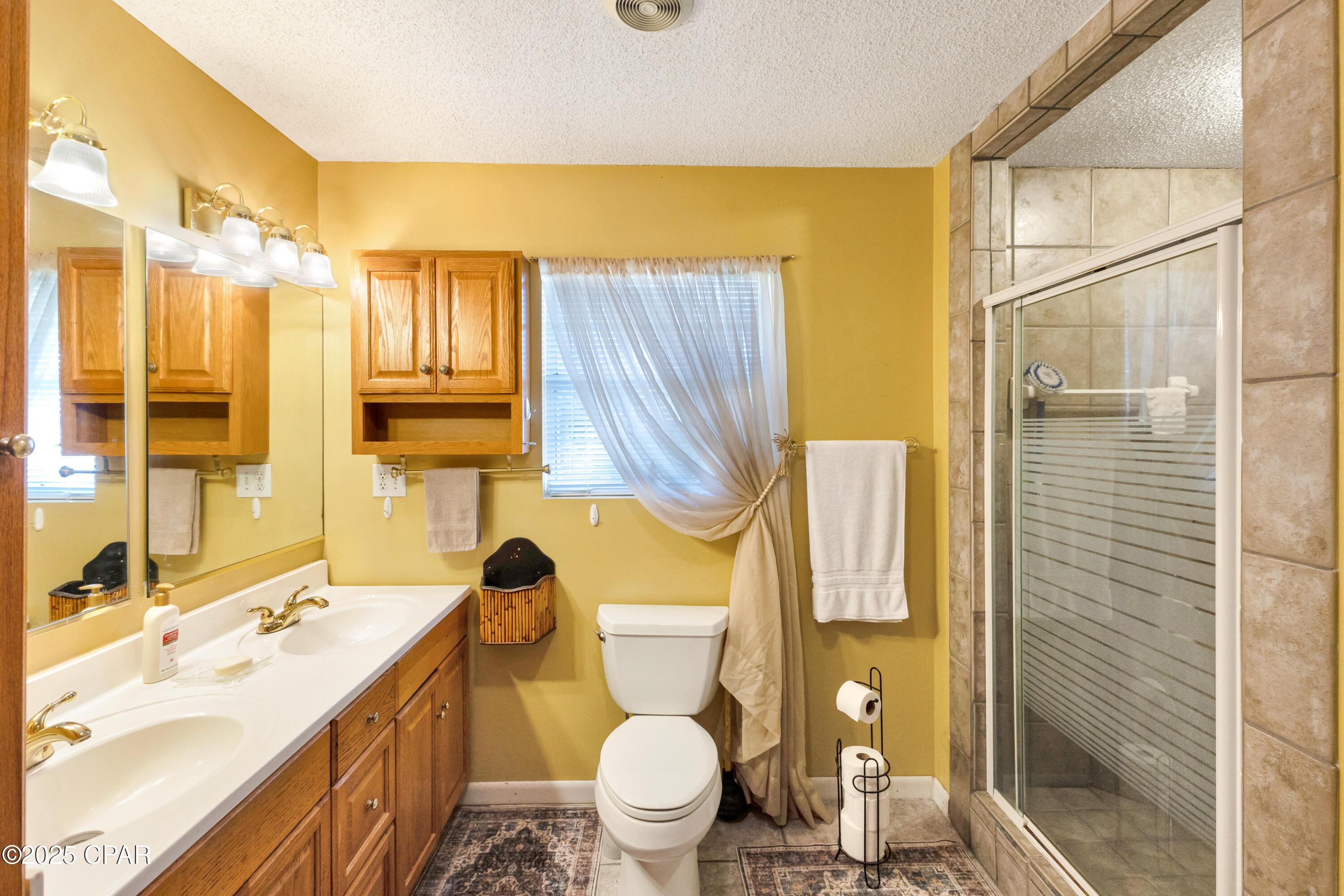 Image 23 For 176 Bourbon Street