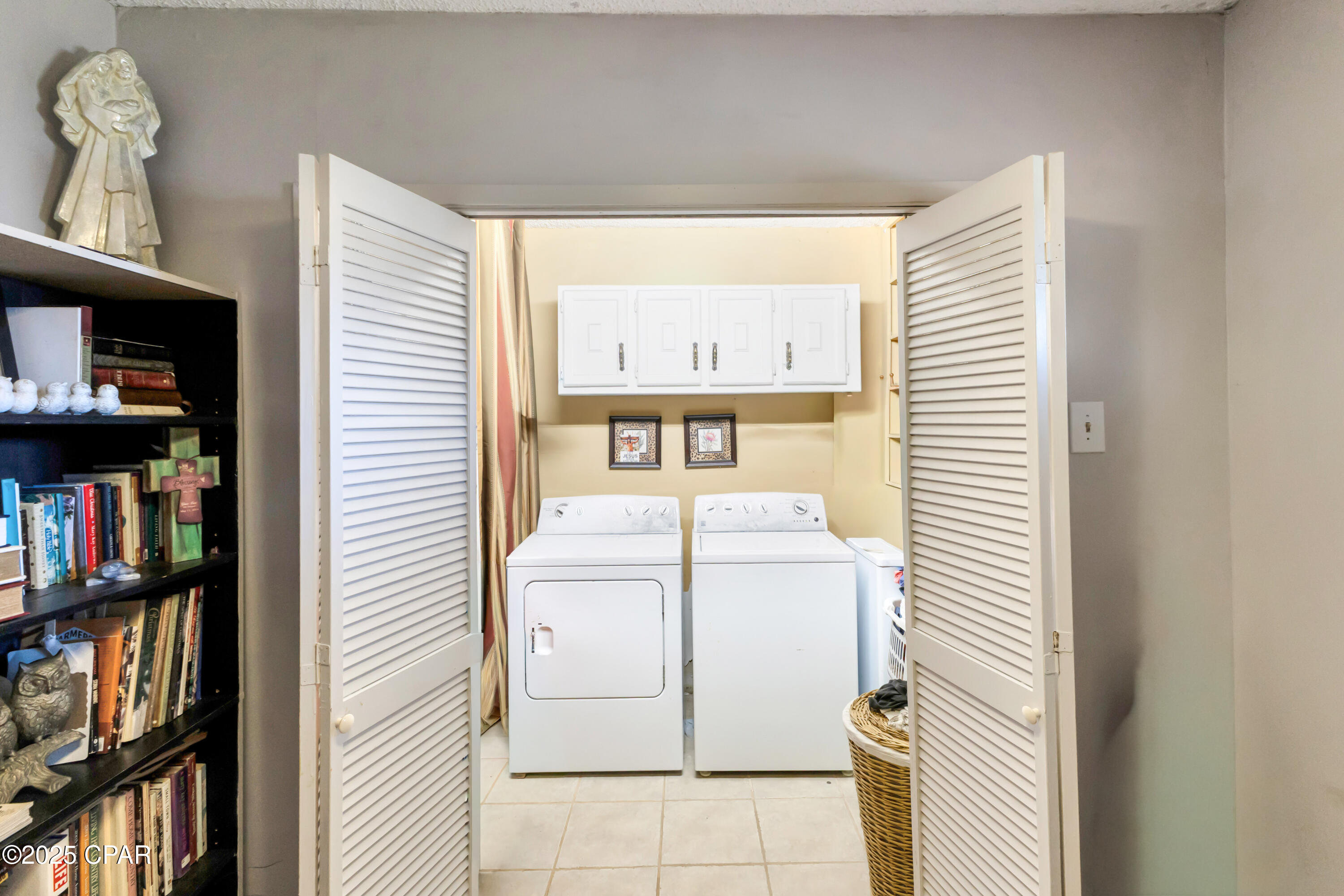 Image 33 For 176 Bourbon Street