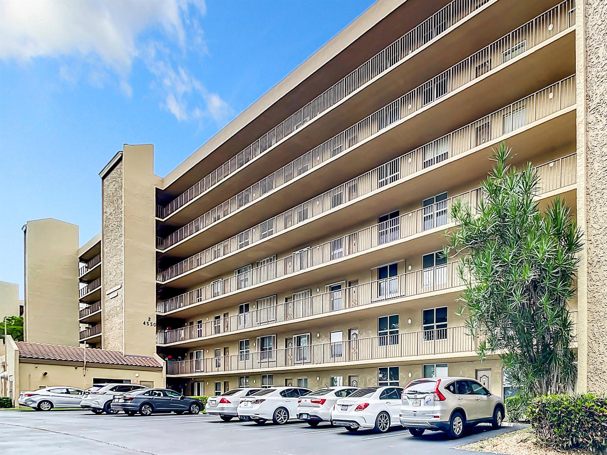 Waters Edge Towers Condo