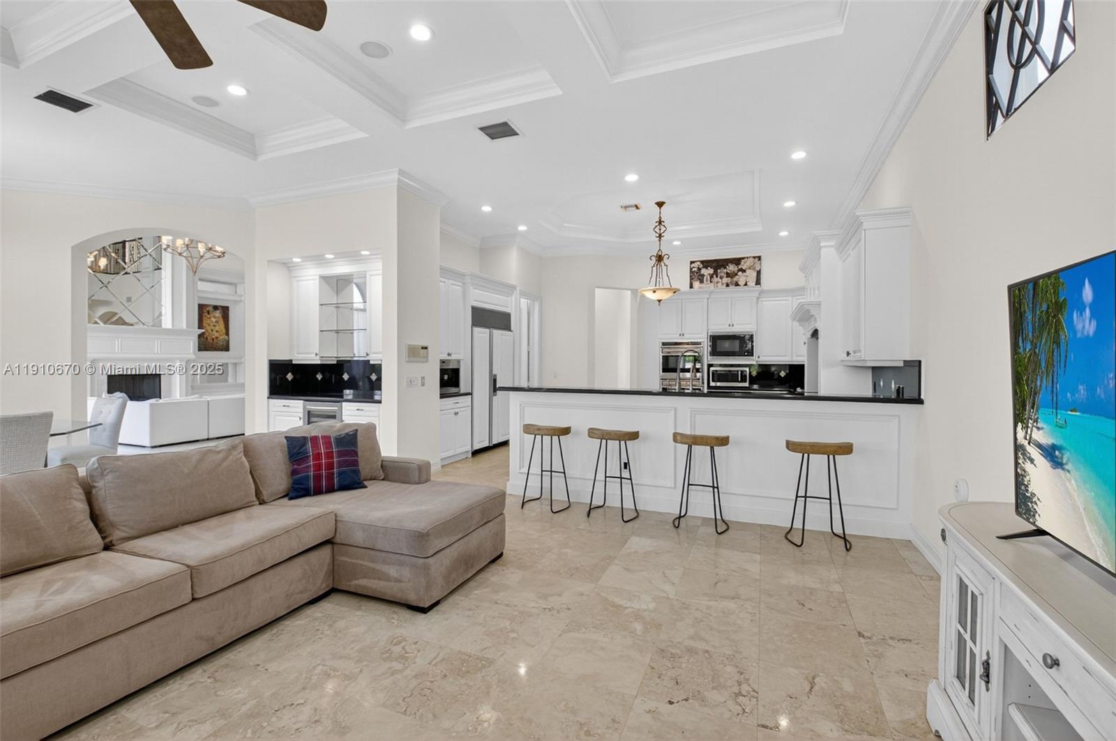 9597 Bridgebrook Dr, Boca Raton FL 33496