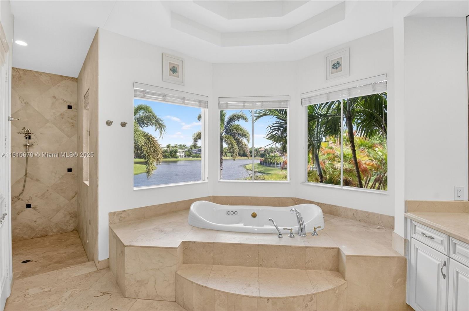9597 Bridgebrook Dr, Boca Raton FL 33496