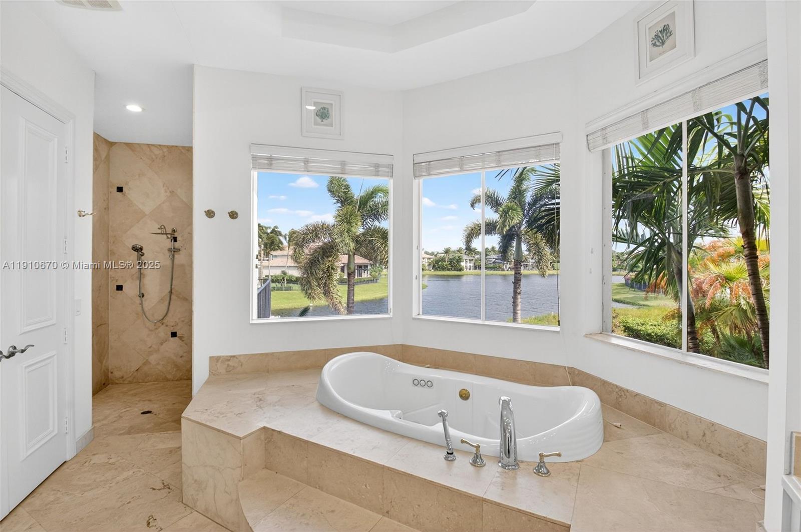 9597 Bridgebrook Dr, Boca Raton FL 33496