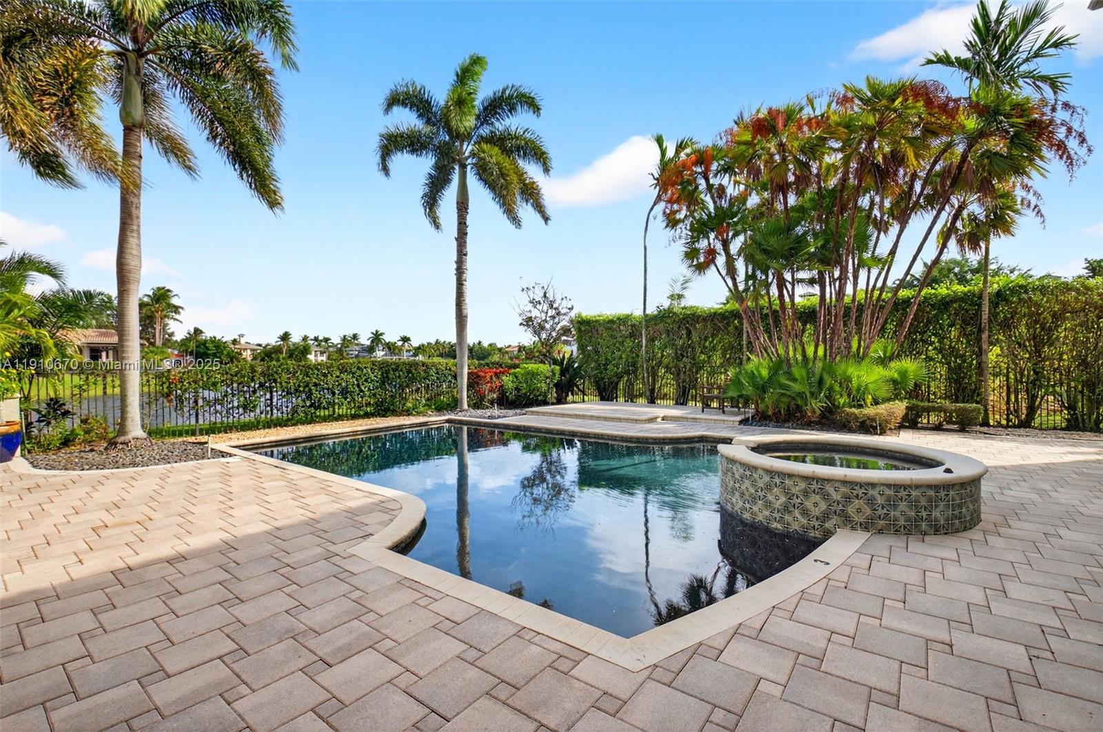 9597 Bridgebrook Dr, Boca Raton FL 33496