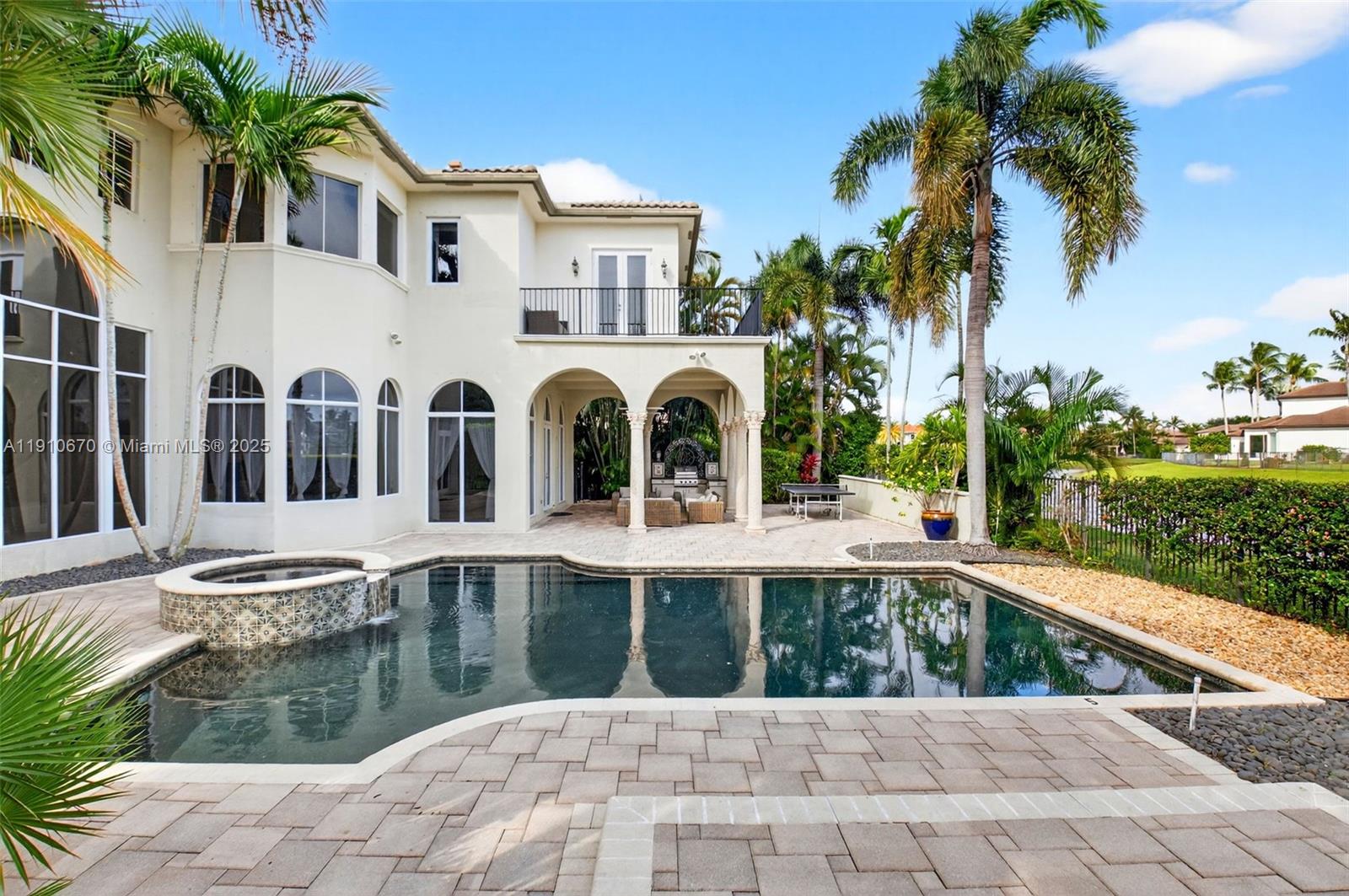 9597 Bridgebrook Dr, Boca Raton FL 33496