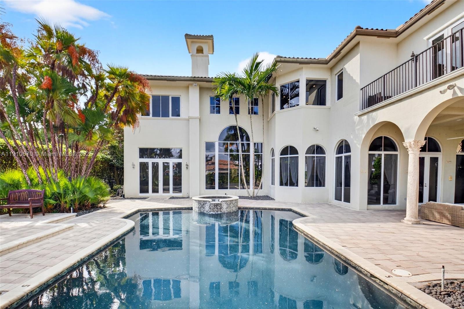 9597 Bridgebrook Dr, Boca Raton FL 33496