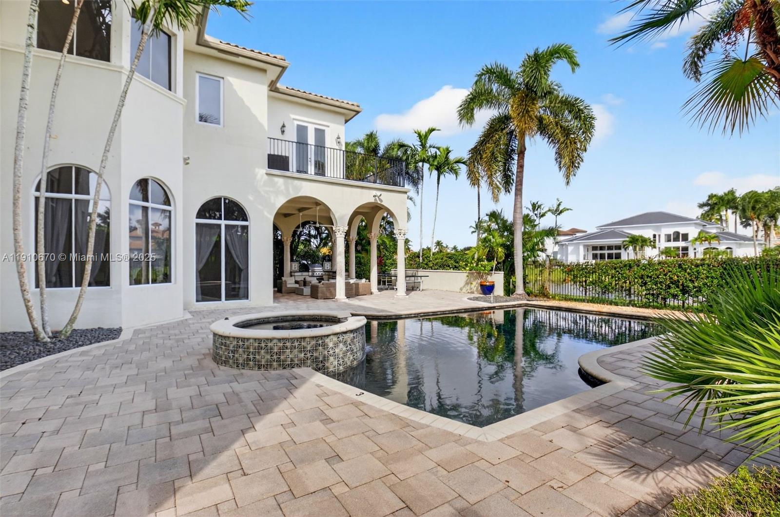 9597 Bridgebrook Dr, Boca Raton FL 33496