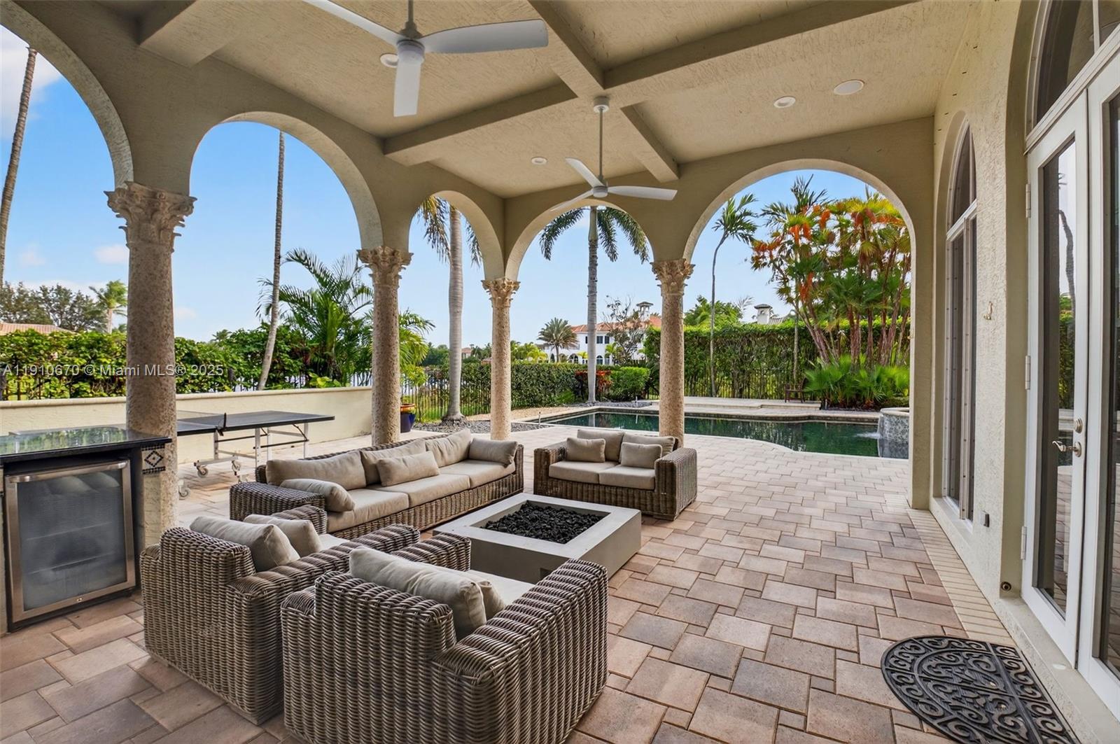9597 Bridgebrook Dr, Boca Raton FL 33496