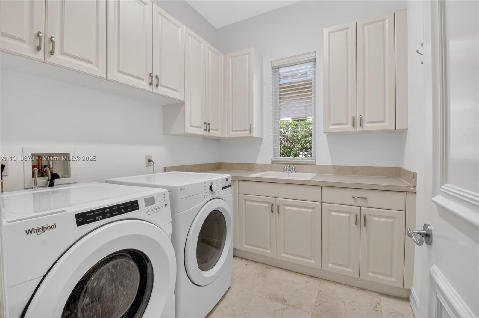 9597 Bridgebrook Dr, Boca Raton FL 33496