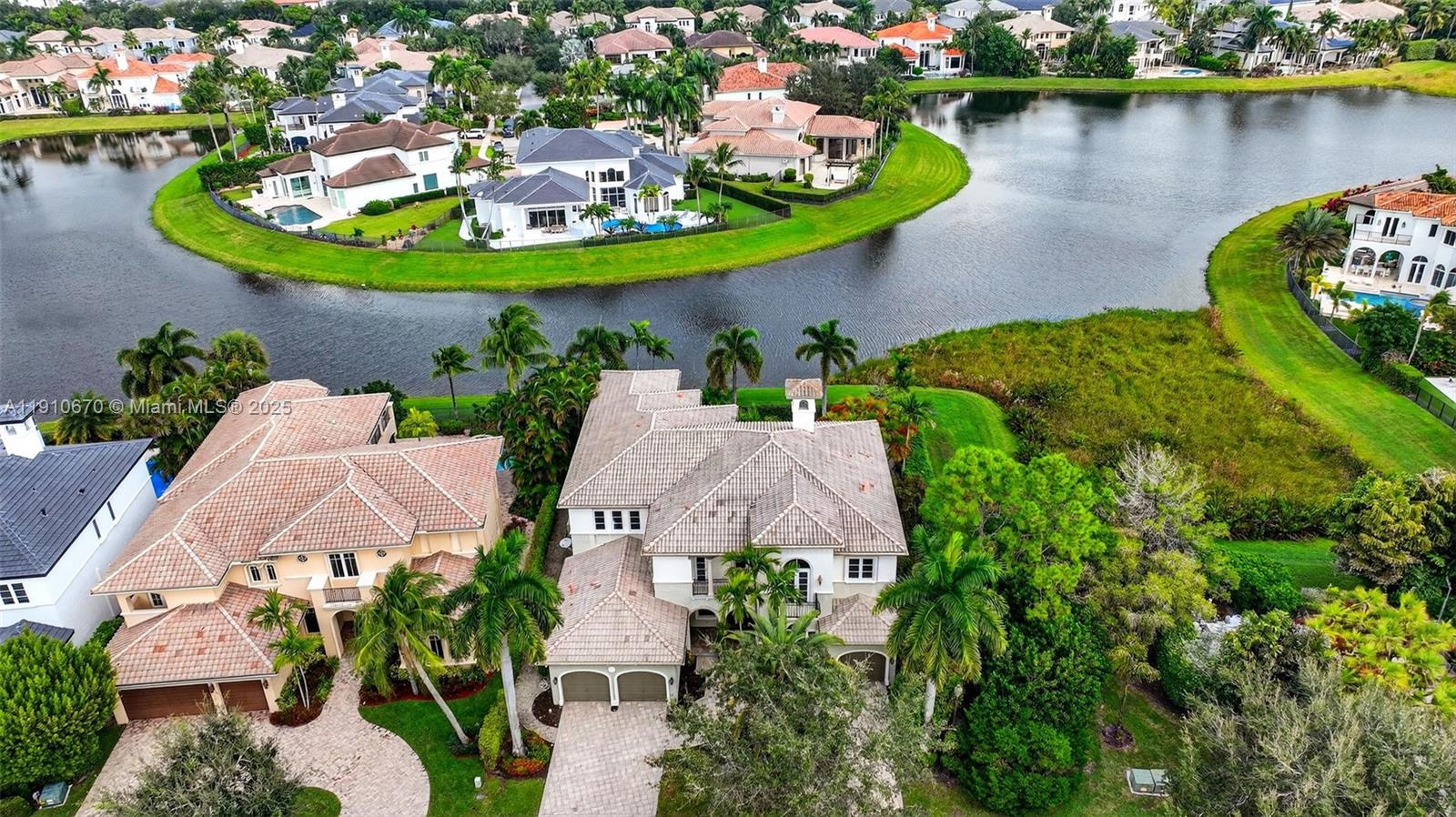 9597 Bridgebrook Dr, Boca Raton FL 33496