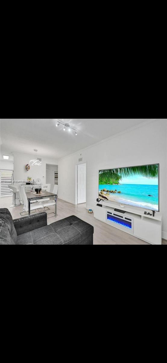 Coral Villas West Condo