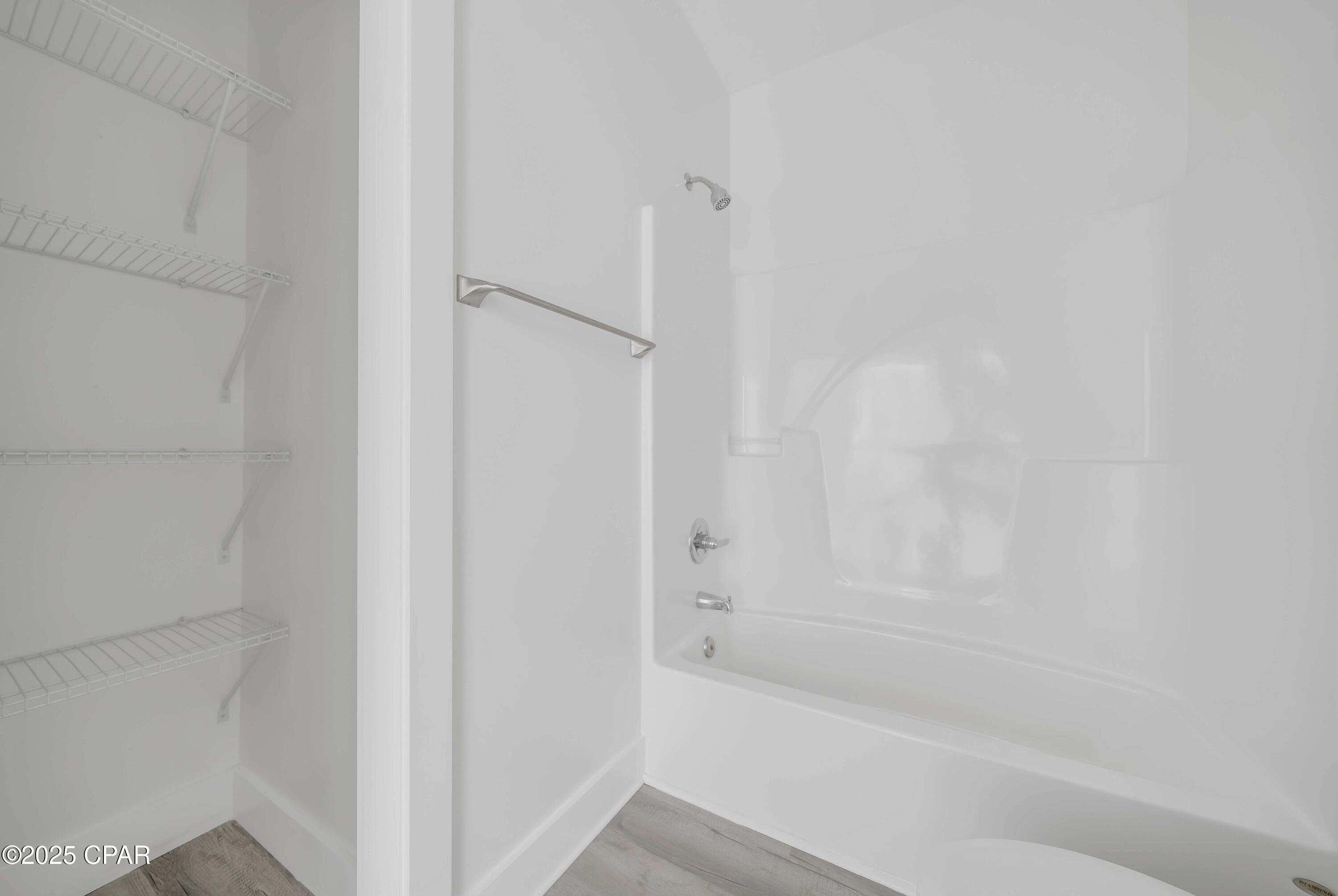 Image 18 For 814 9th Court