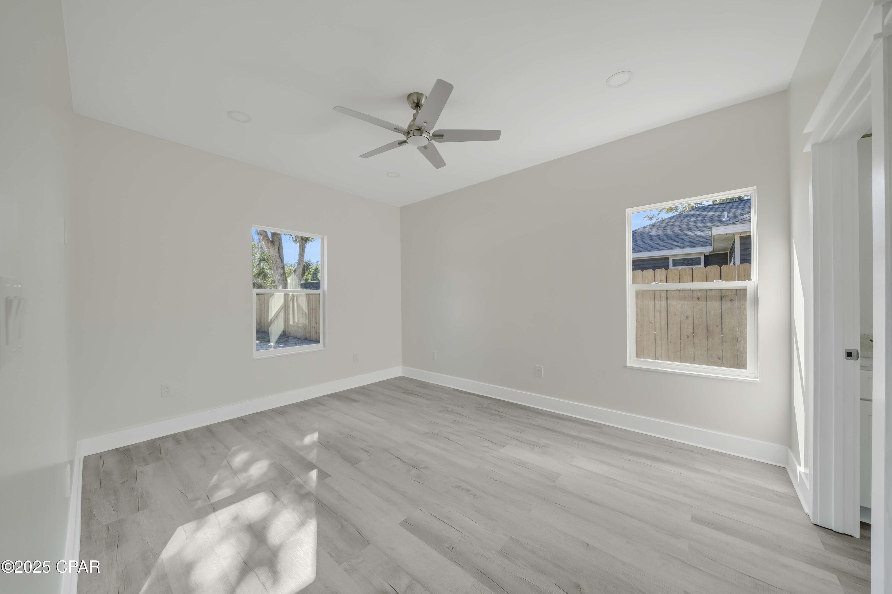 Image 19 For 814 9th Court