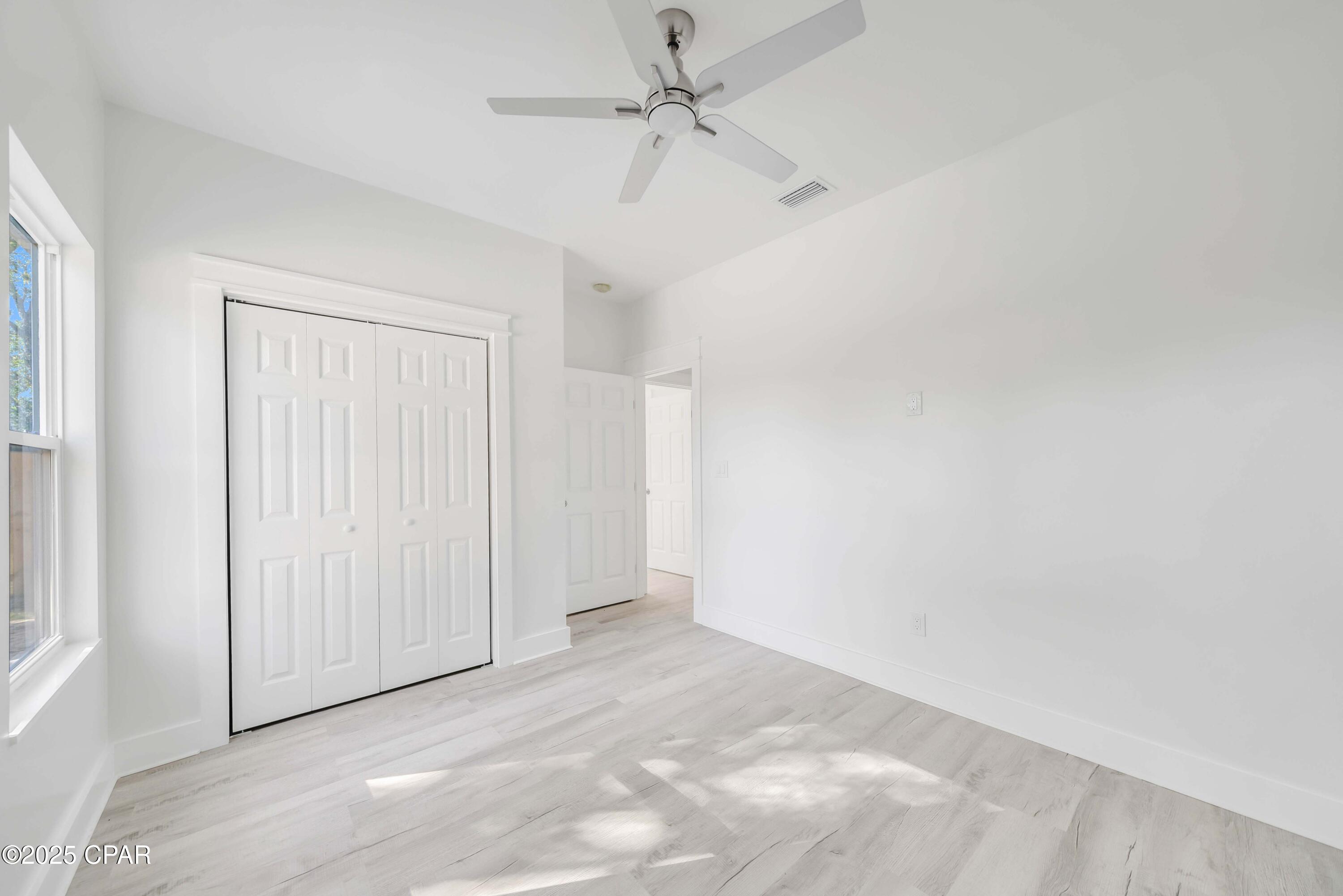 Image 26 For 814 9th Court