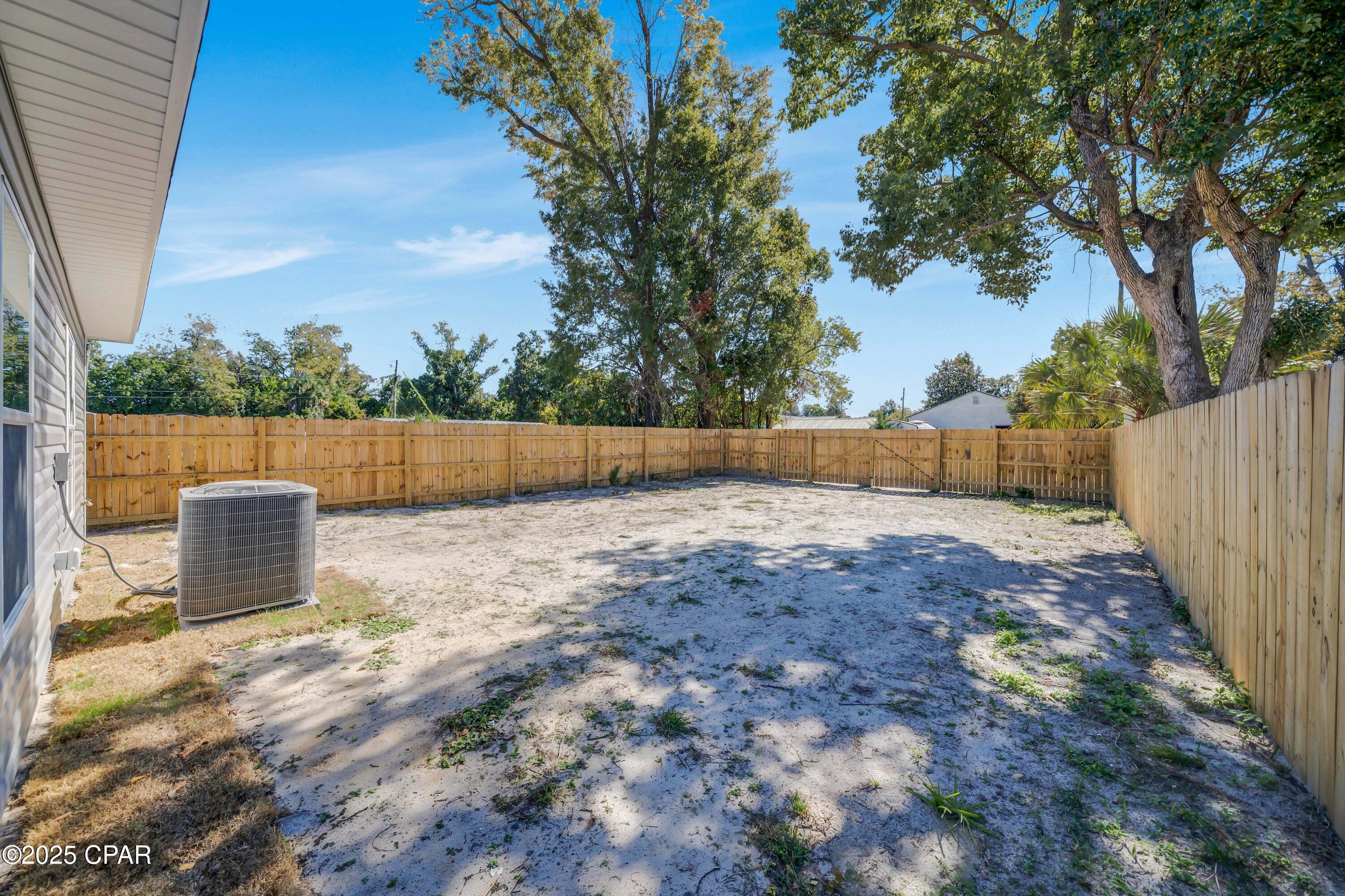 Image 27 For 814 9th Court