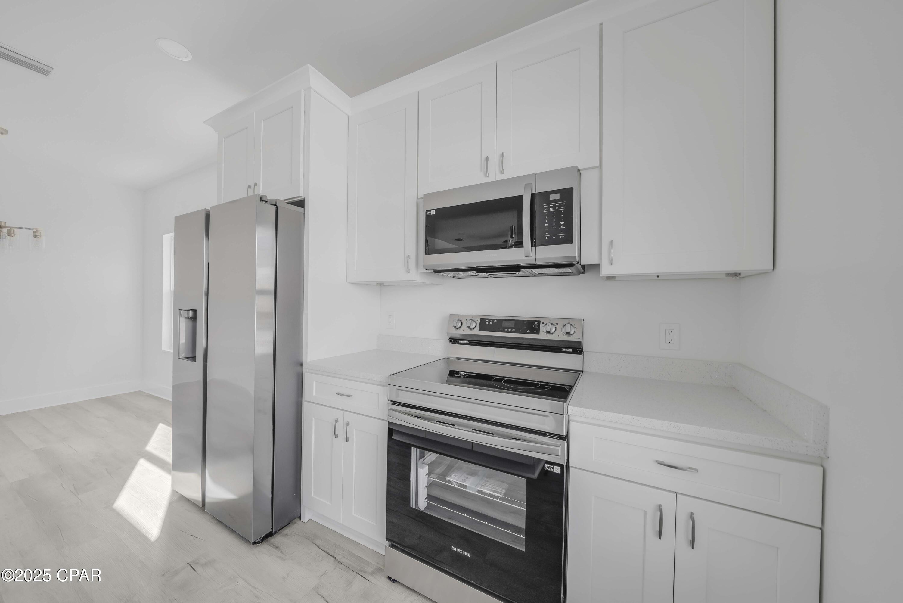 Image 4 For 814 9th Court