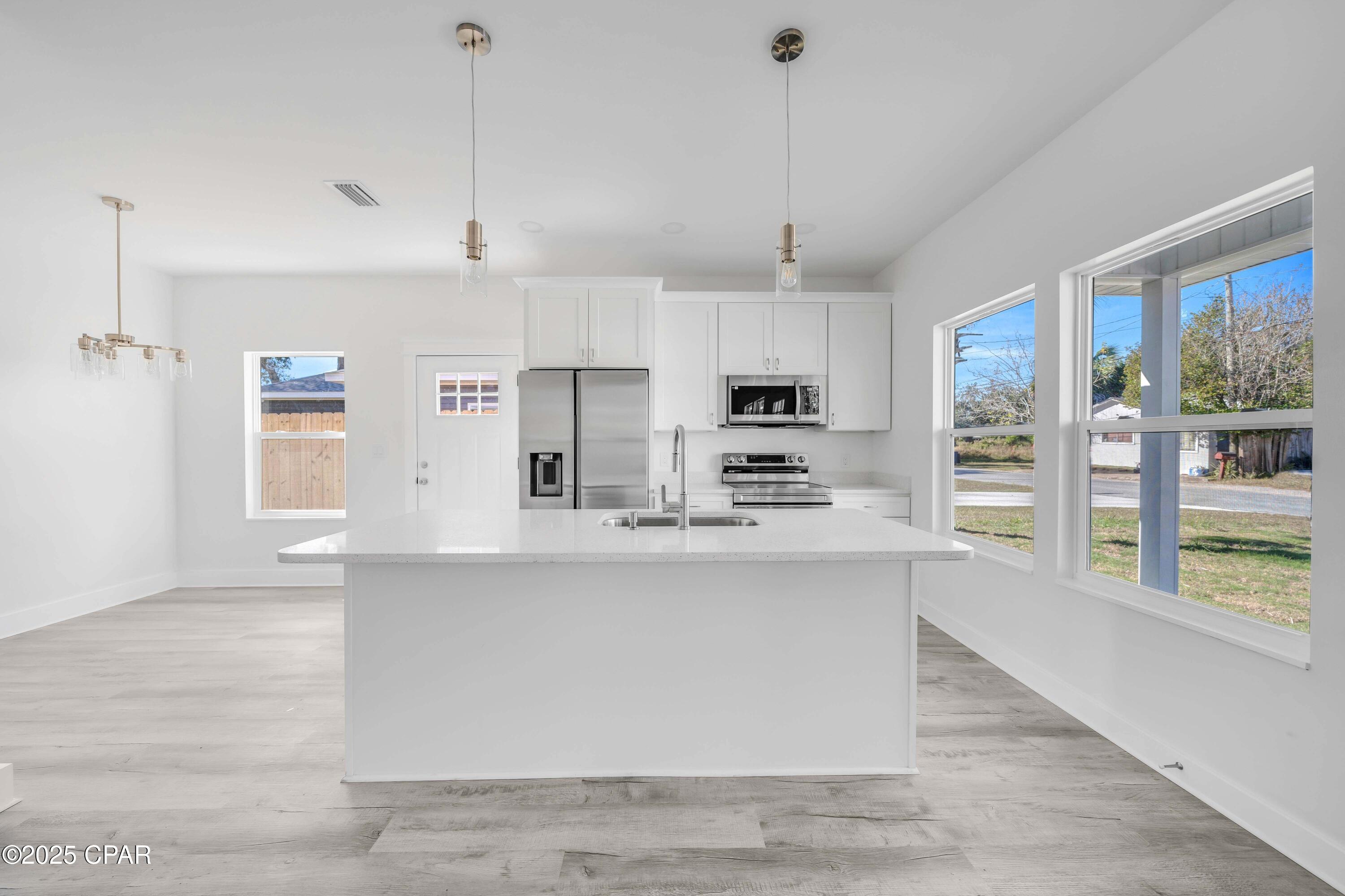 Image 5 For 814 9th Court