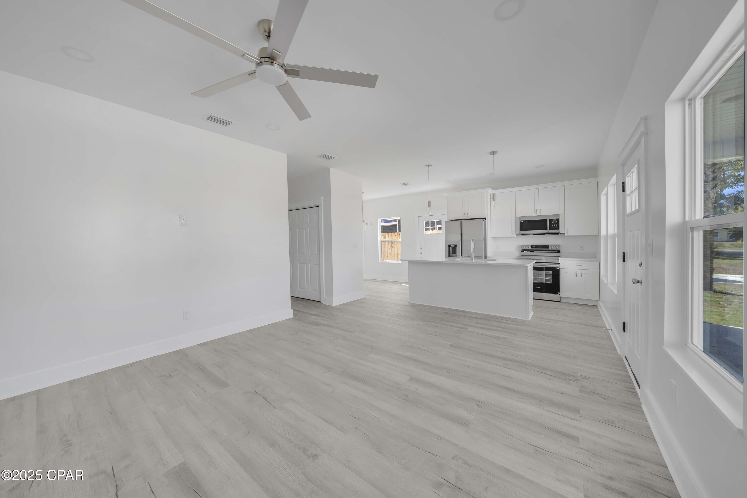 Image 9 For 814 9th Court