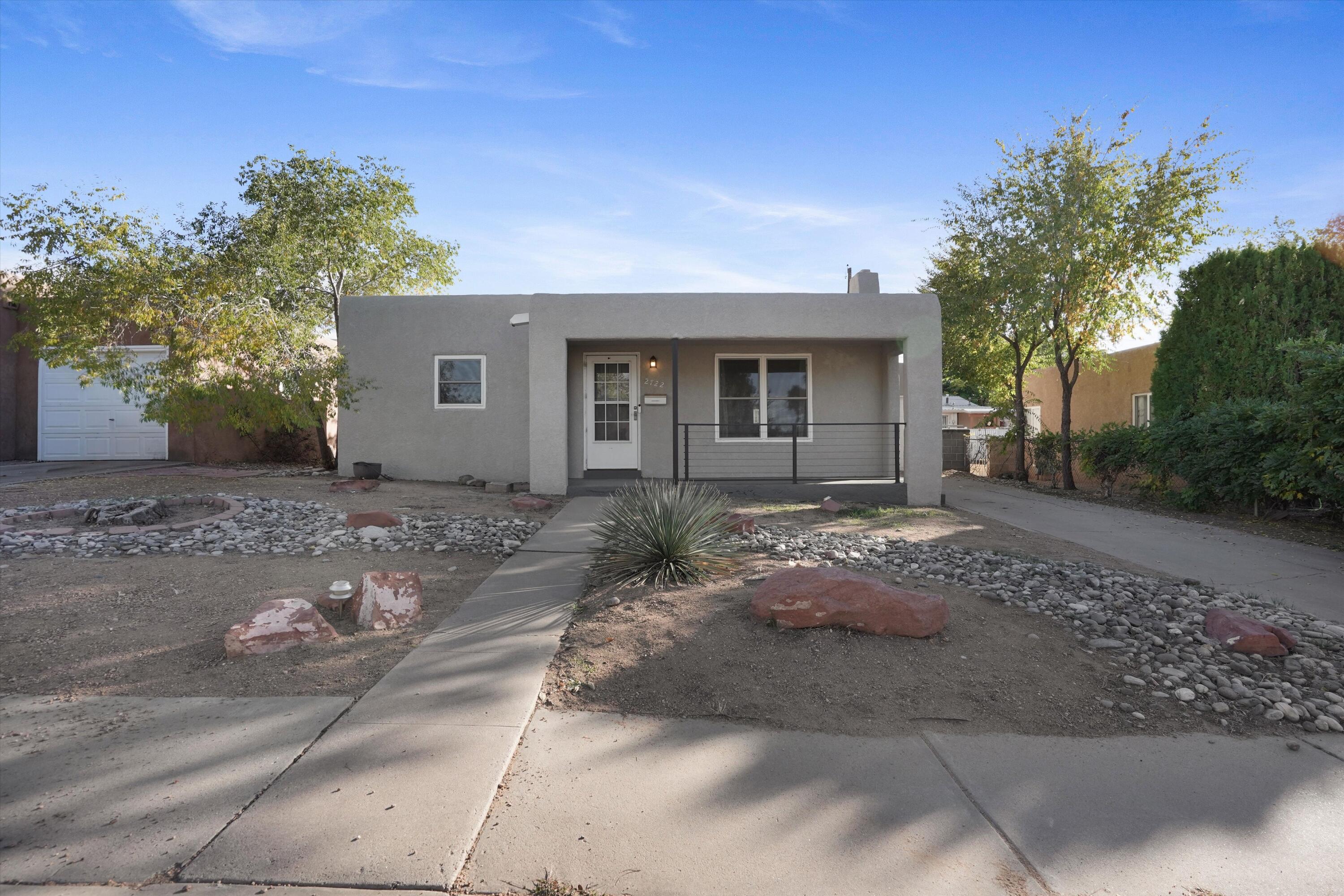 2722 Santa Cruz Avenue, Albuquerque NM 87106