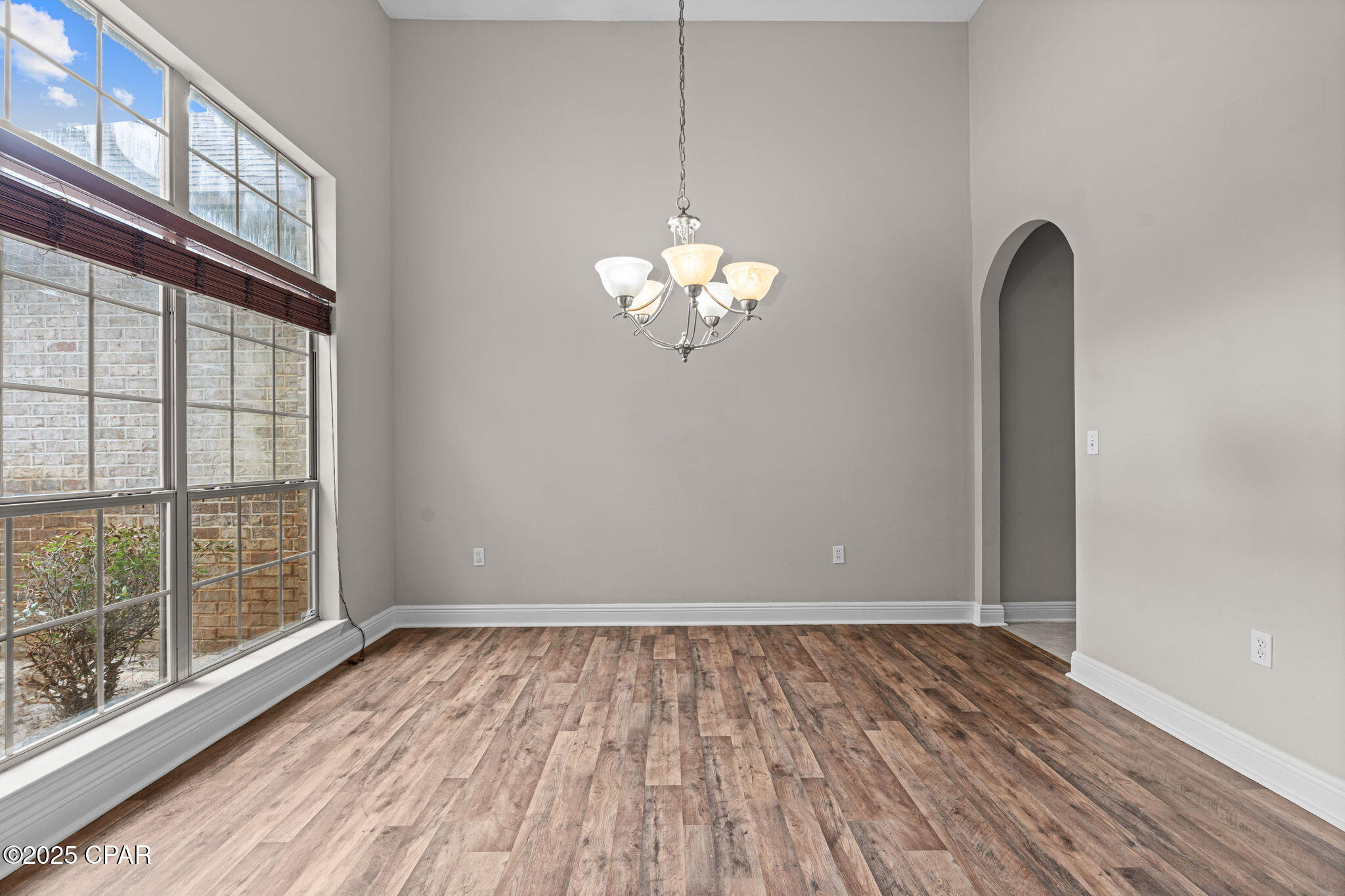 Image 13 For 497 Symphony Way