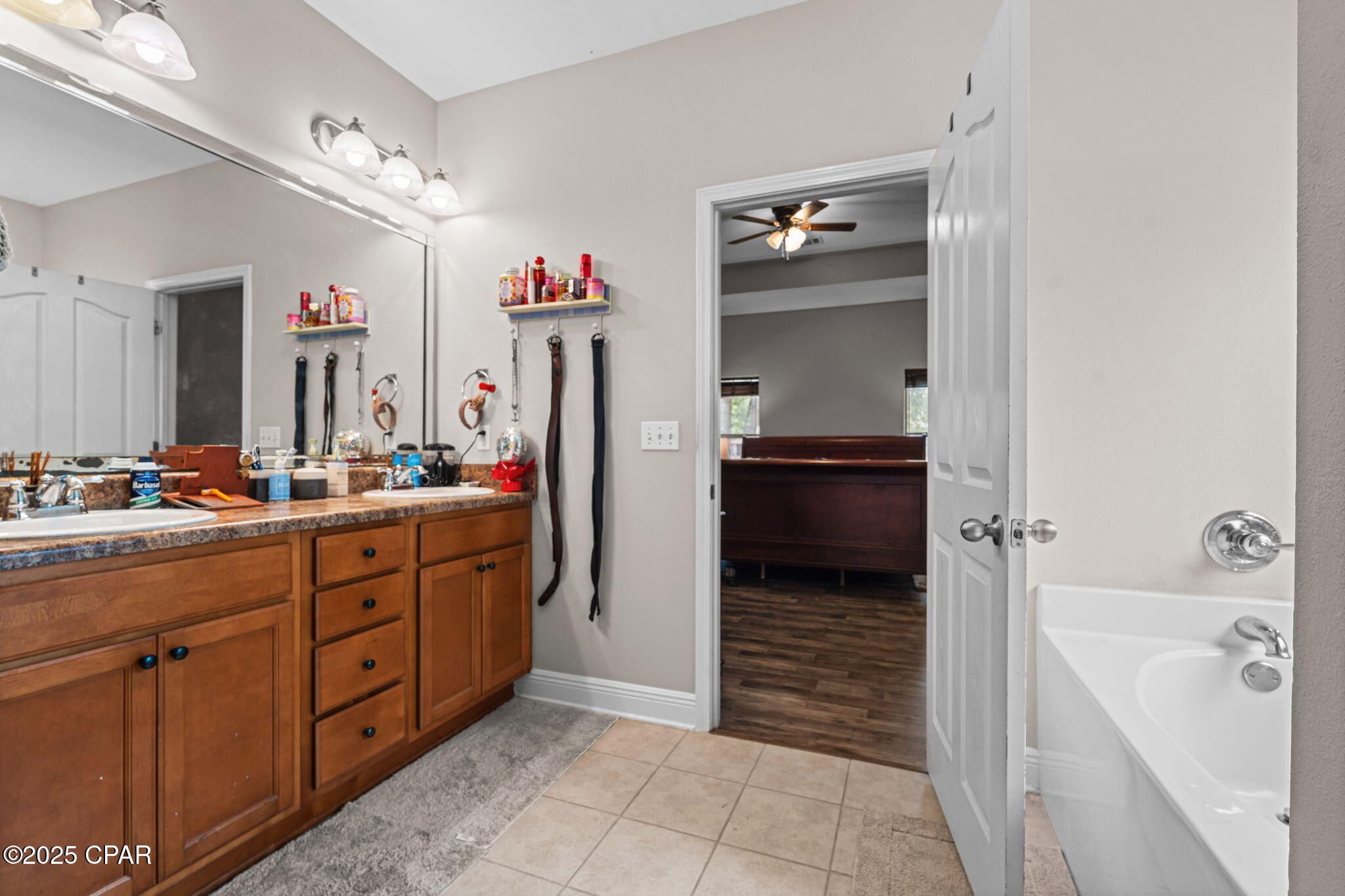 Image 33 For 497 Symphony Way