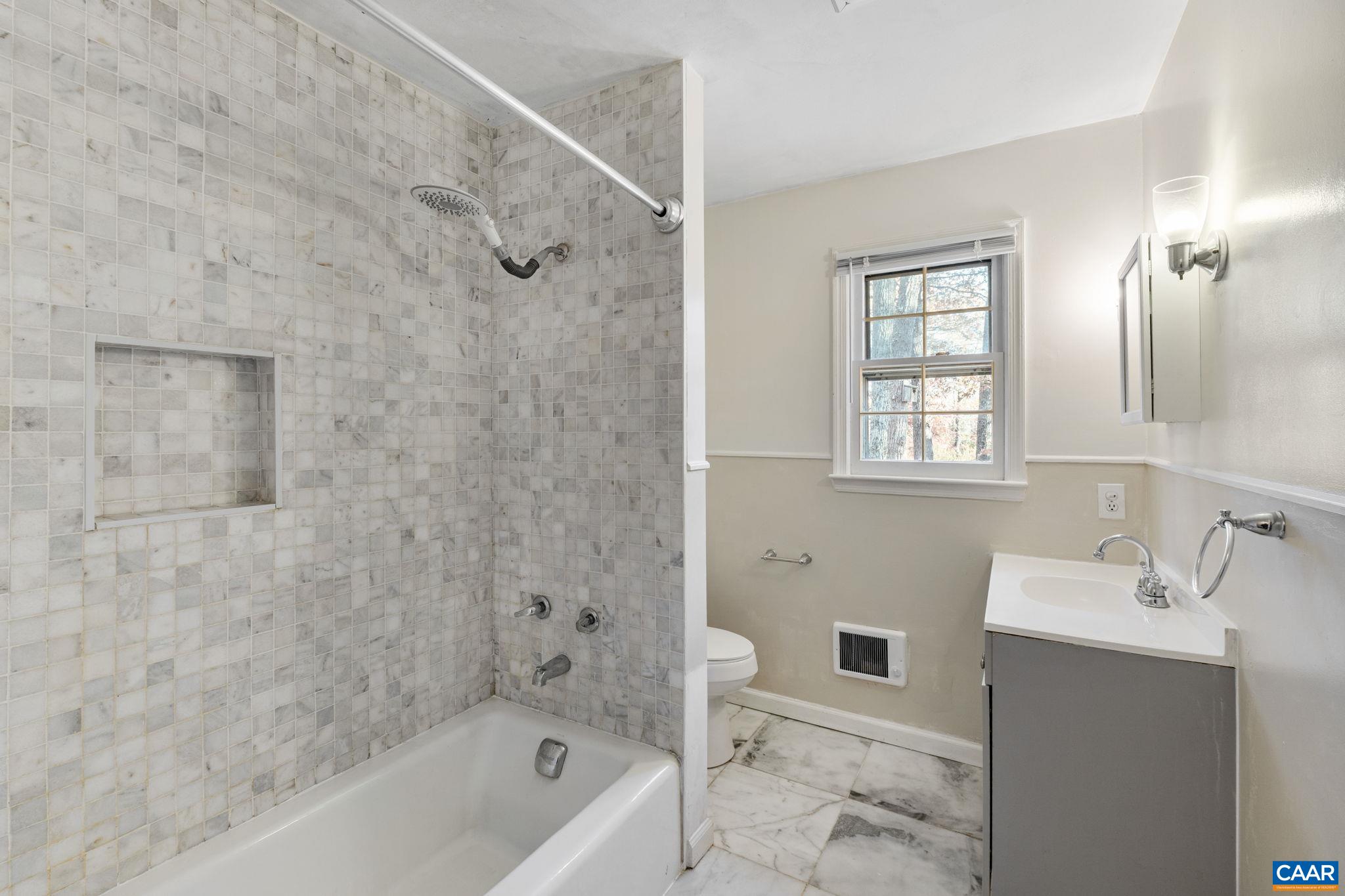 3009 Doctors Crossing