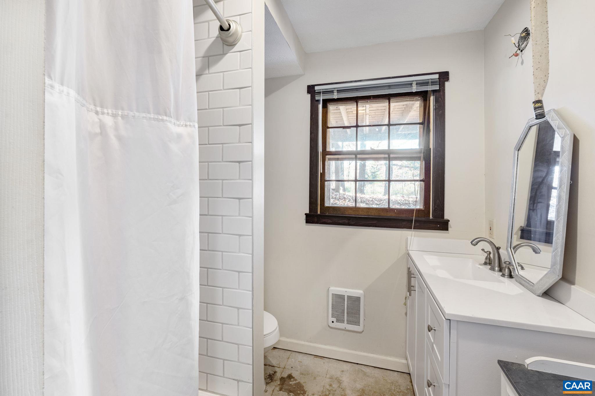 3009 Doctors Crossing