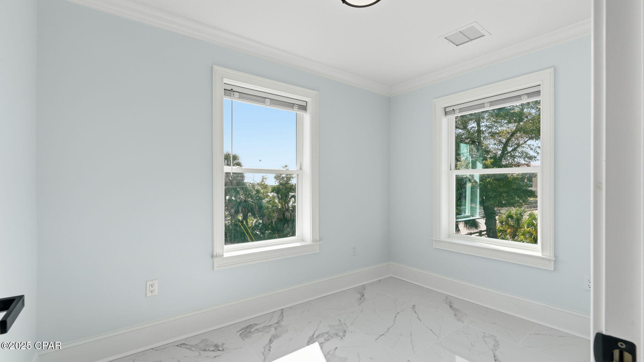 Image 30 For 401 & 405 Massalina Drive