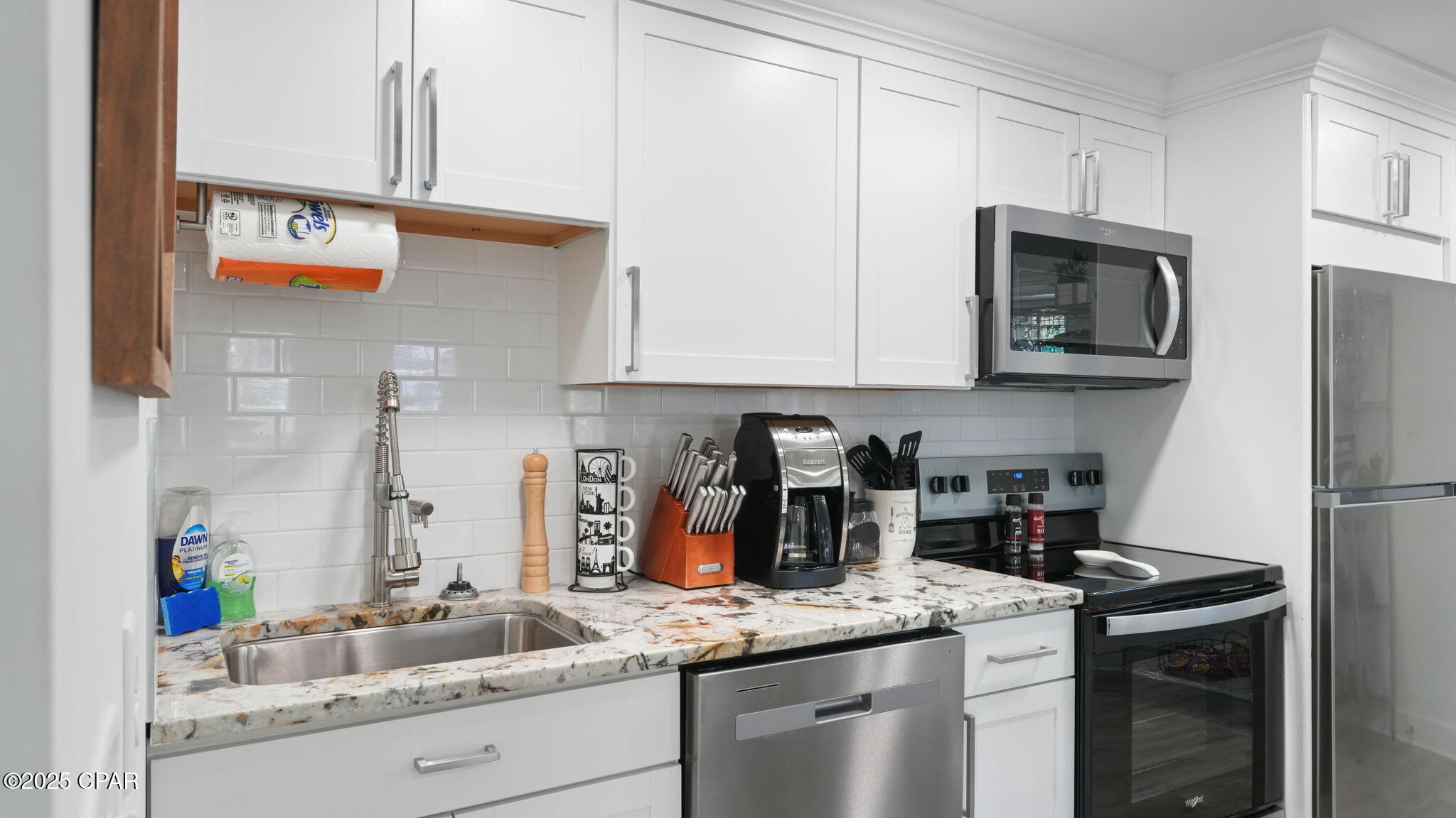 Image 42 For 401 & 405 Massalina Drive