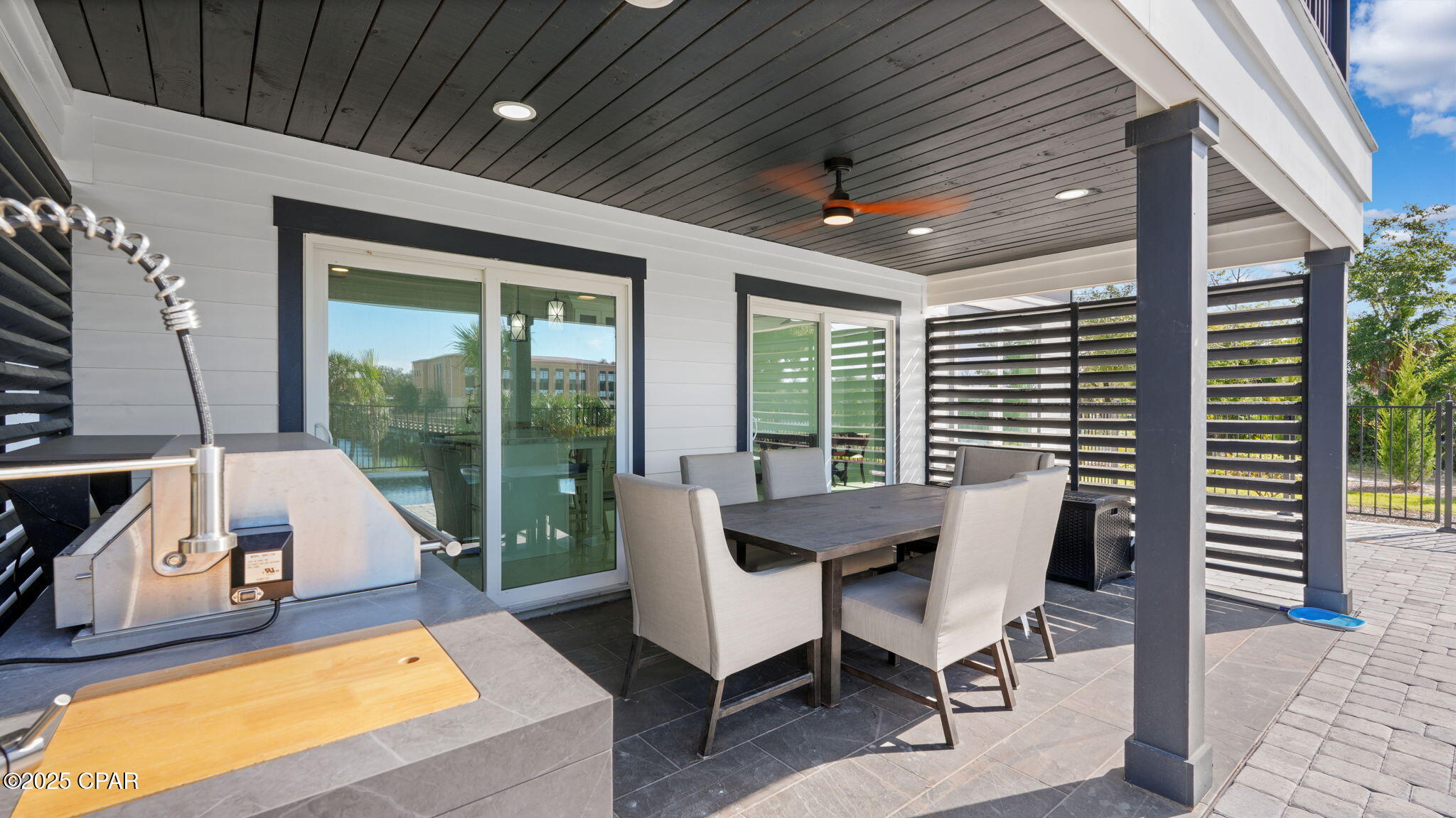 Image 9 For 401 & 405 Massalina Drive