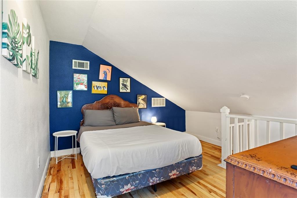 4031-33 Ulloa Street