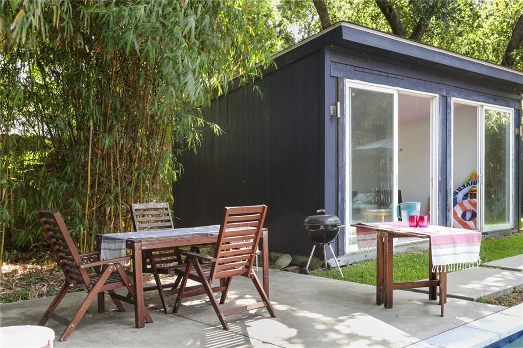 4031-33 Ulloa Street