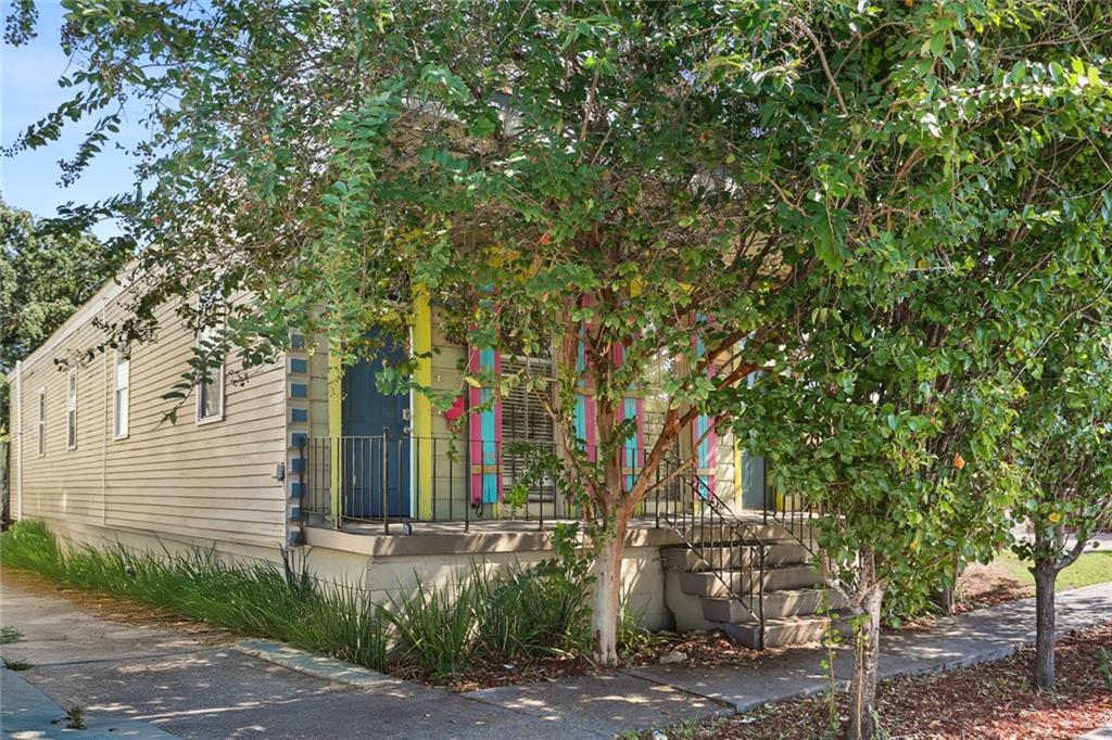 4031-33 Ulloa Street