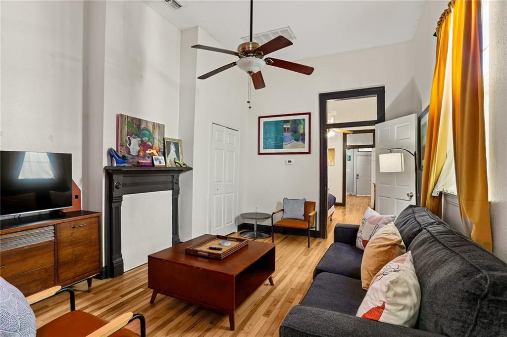 4031-33 Ulloa Street