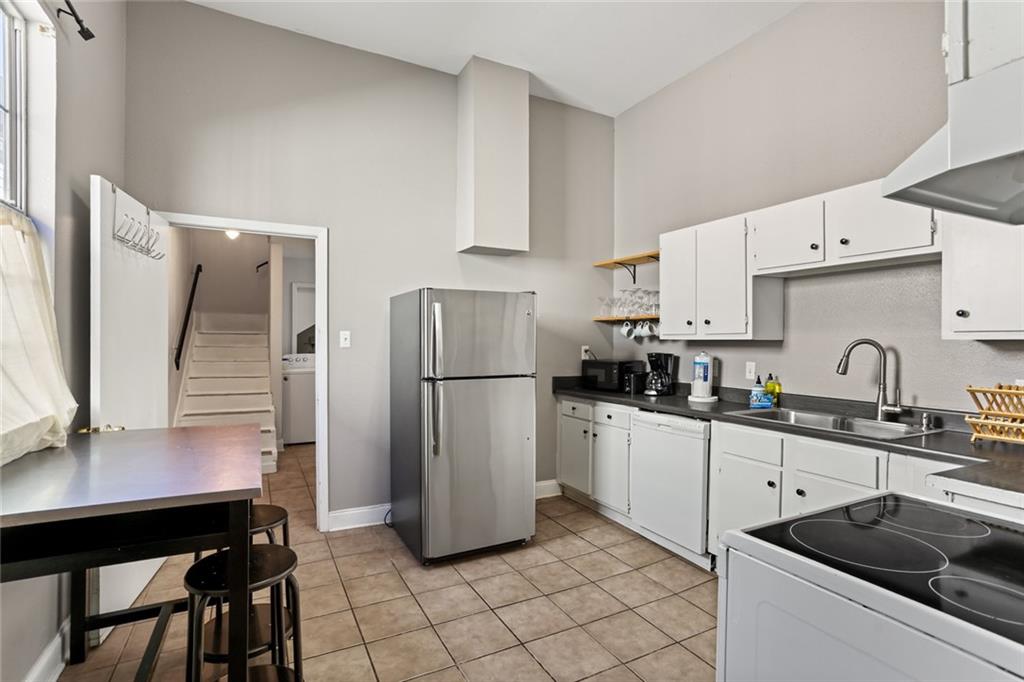 4031-33 Ulloa Street