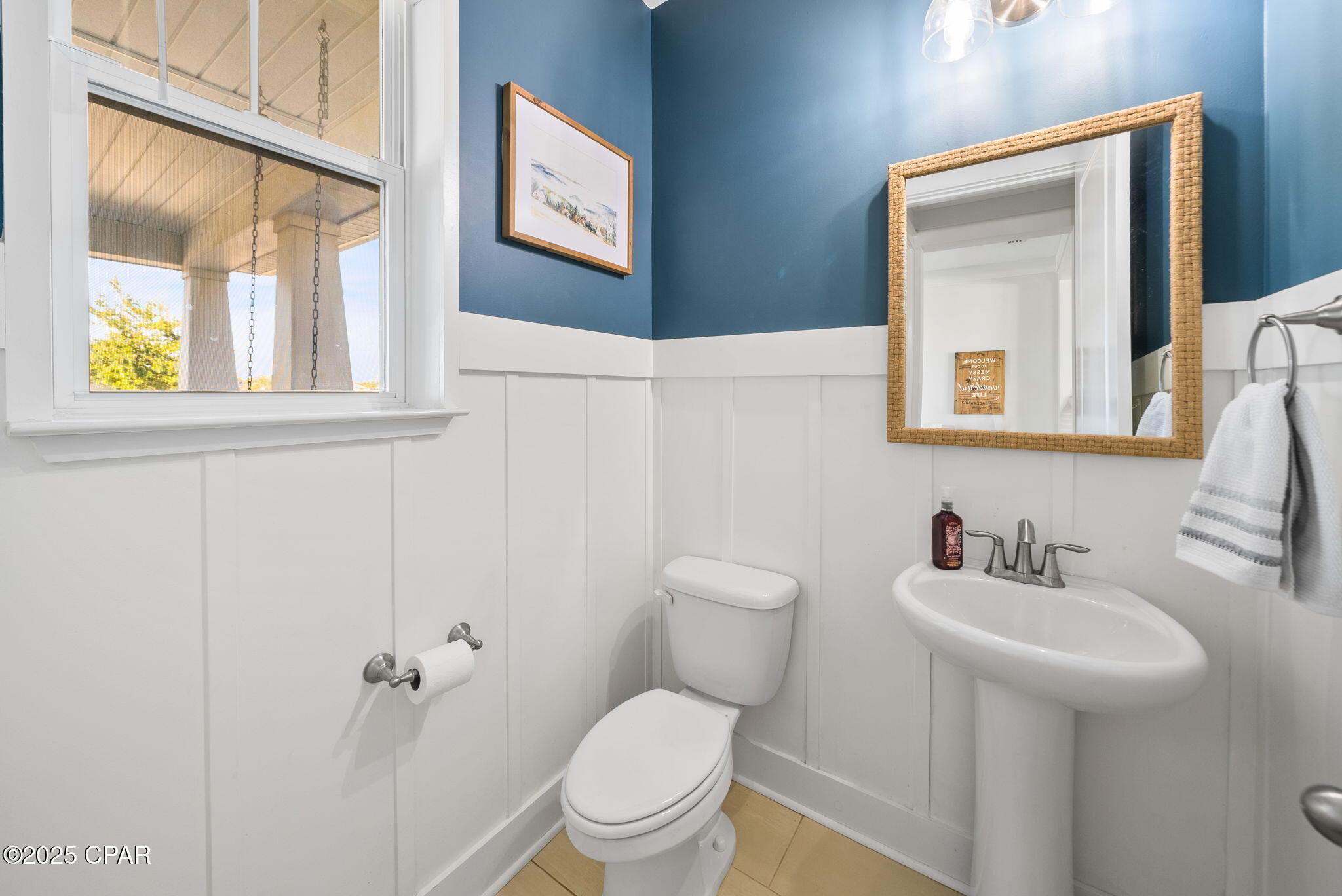 Listing photo id 13 for 1604 Discovery Loop