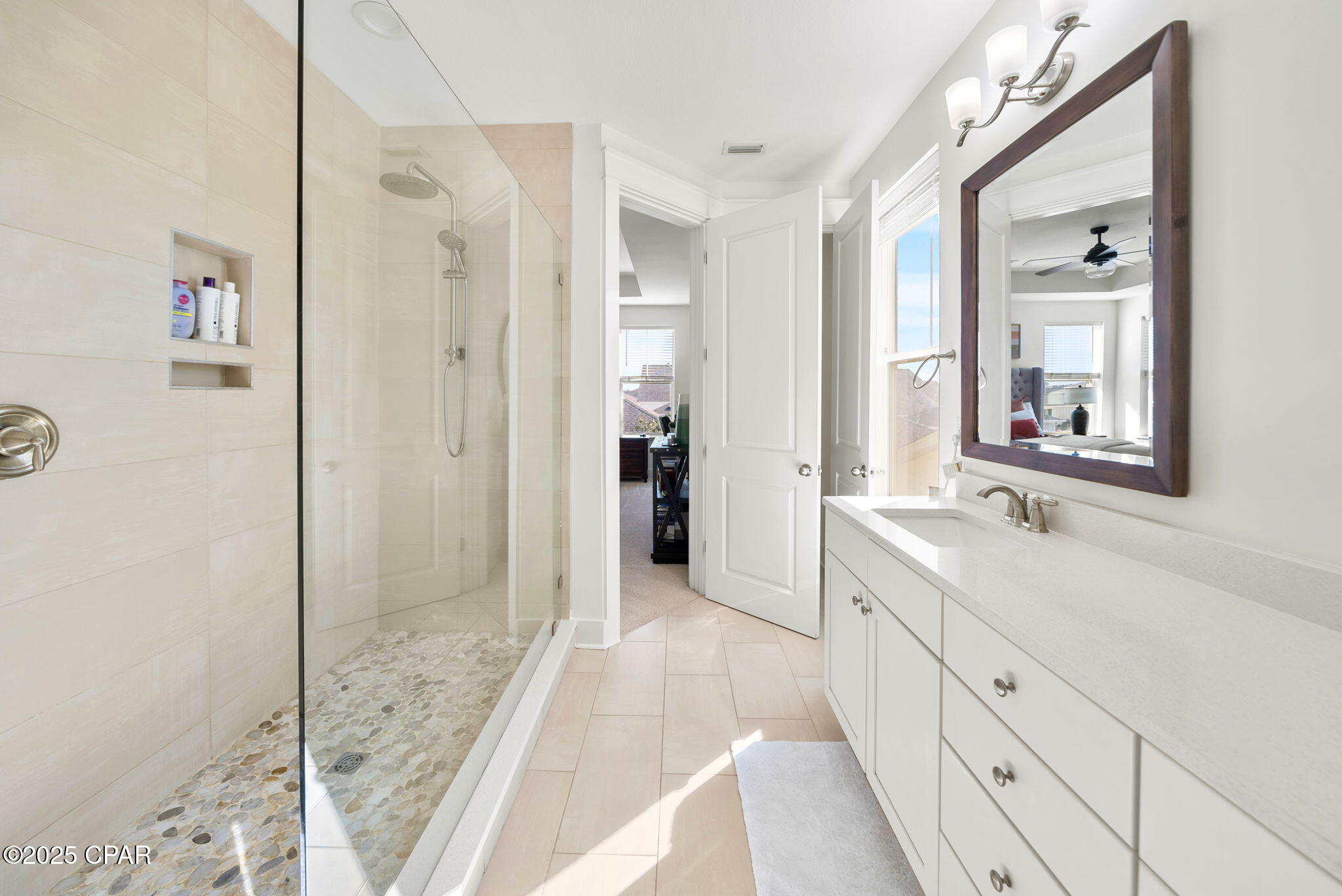 Image 25 For 1604 Discovery Loop