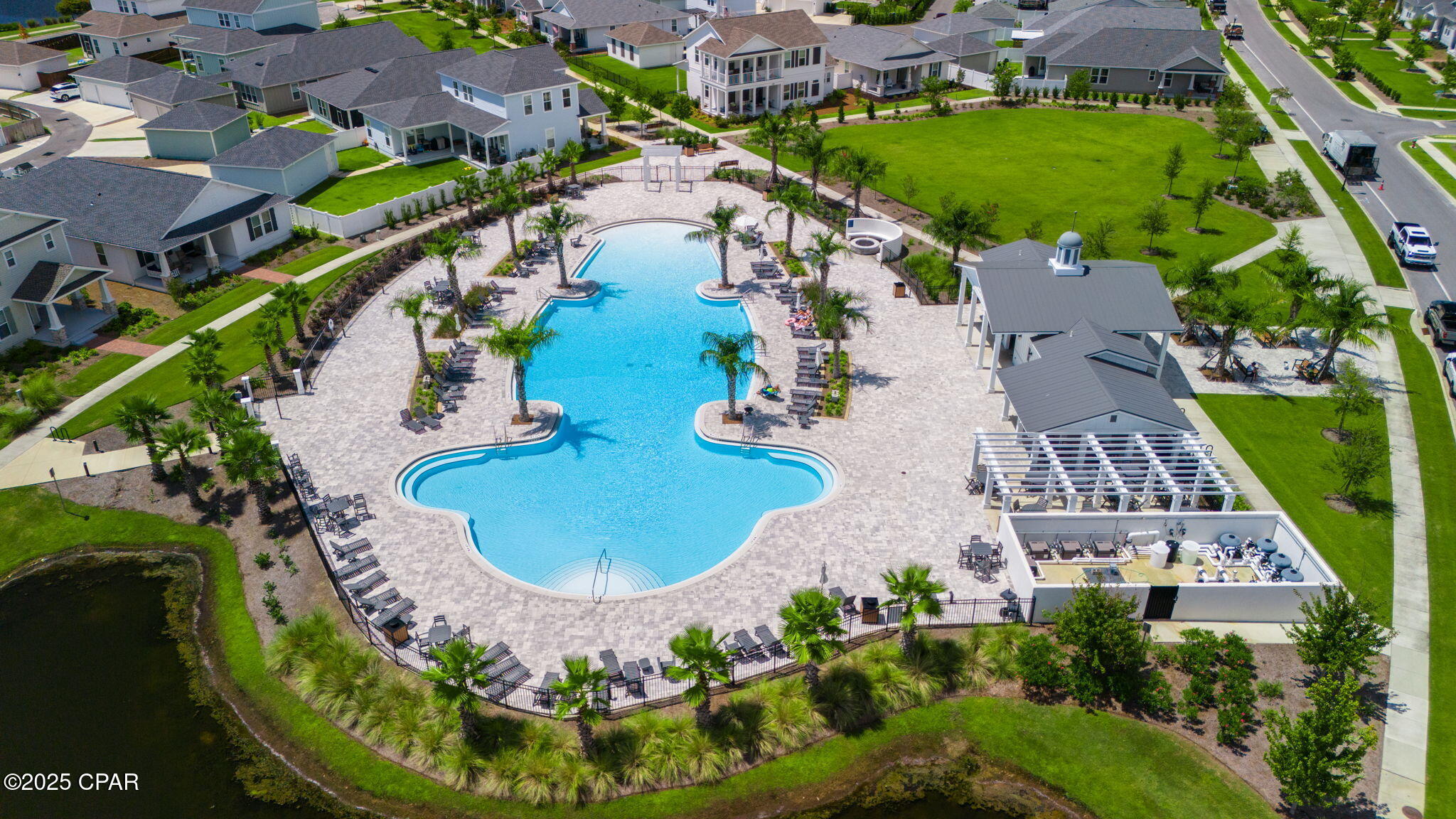 Listing photo id 53 for 1604 Discovery Loop