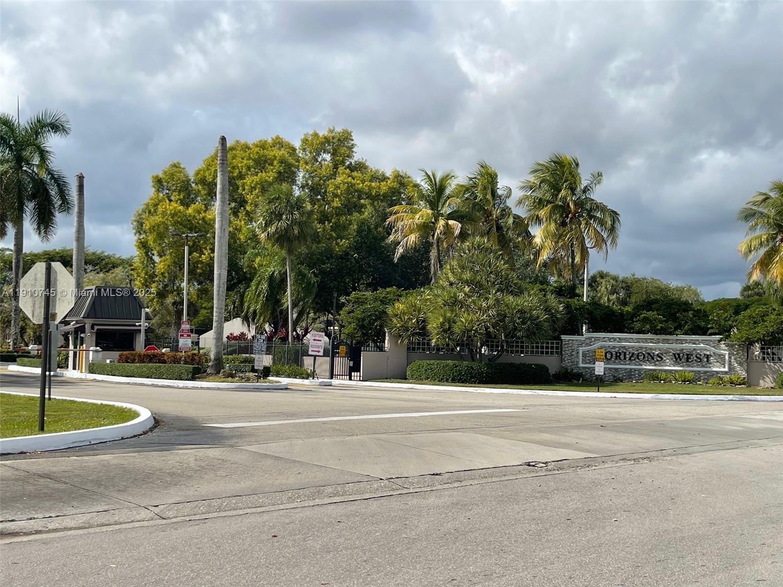 Horizons West Condo #3