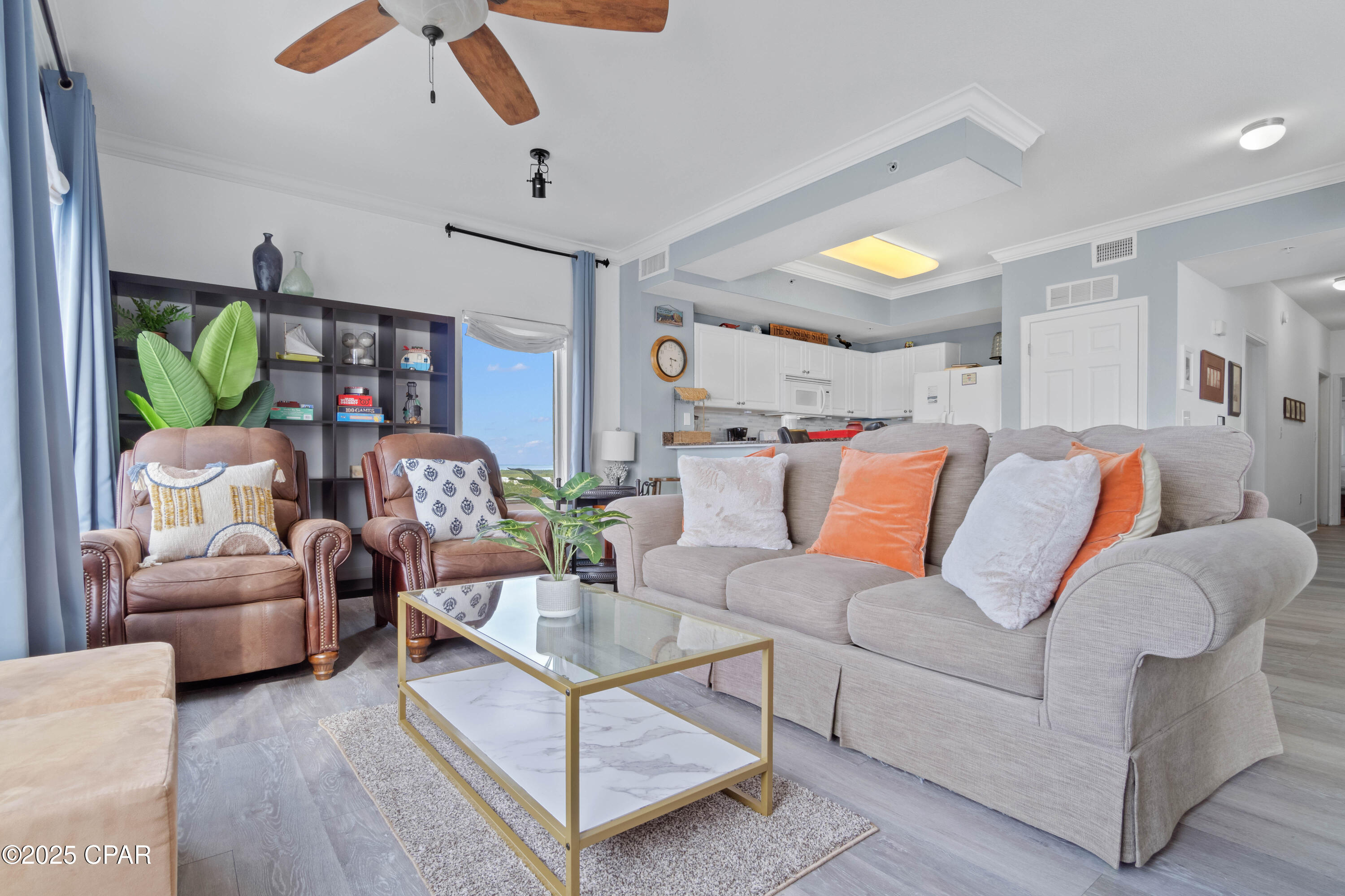 Image 14 For 16819 Front Beach  1900