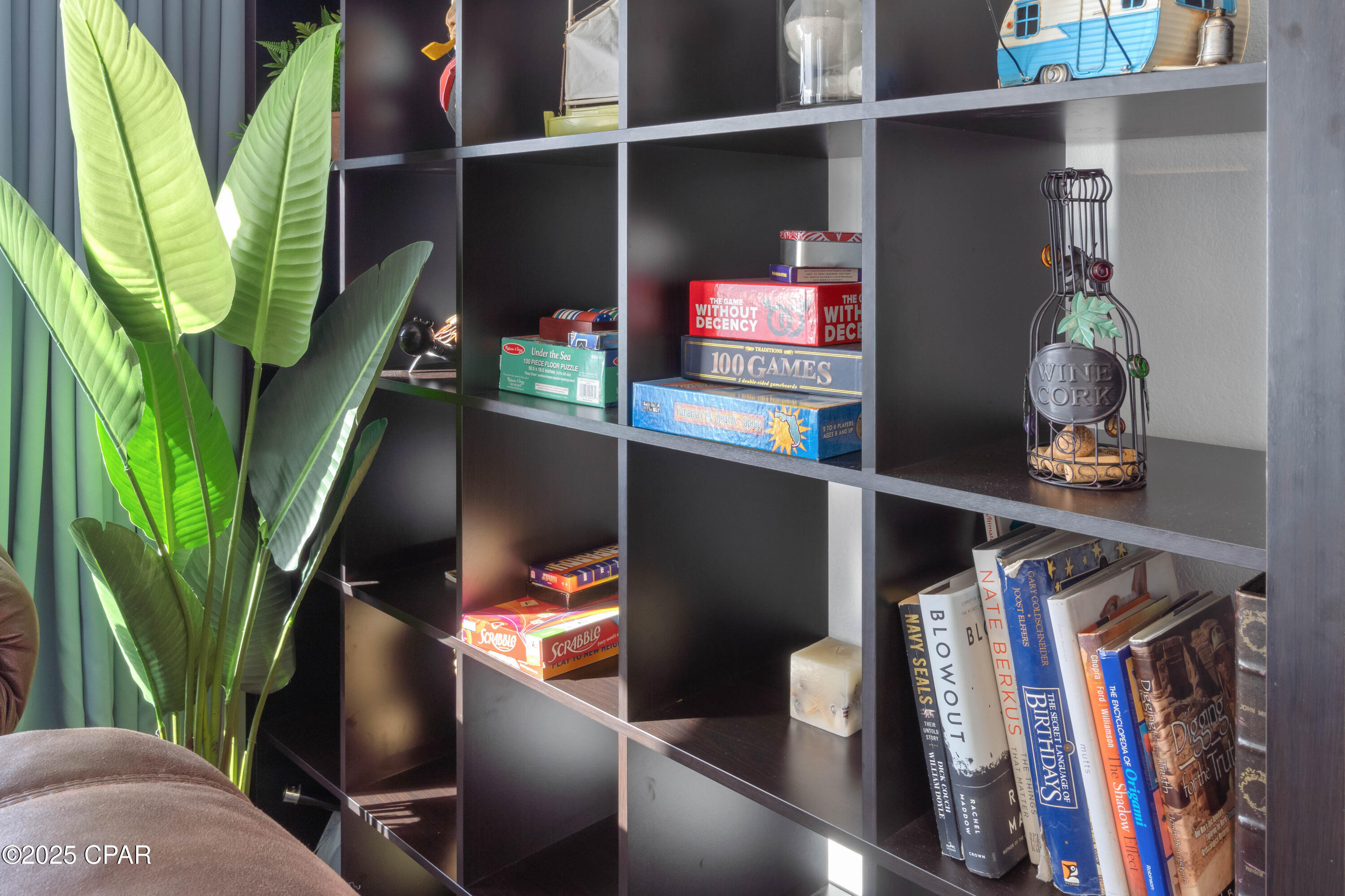 Image 15 For 16819 Front Beach  1900